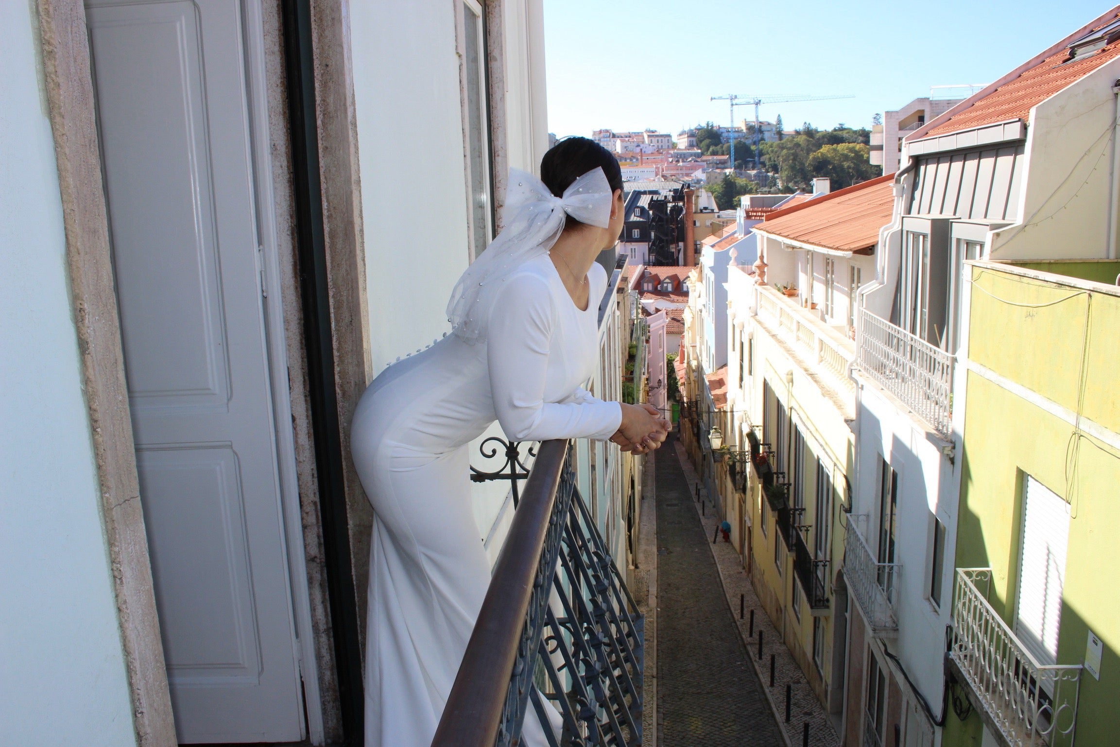 Effortless Elegance: Unveiling the Best Simple Wedding Dresses - Velo Bianco