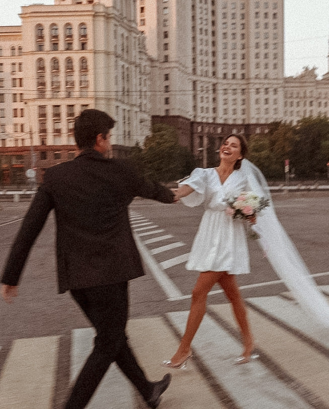 Barcelona Bridal Fashion Week is taking steps to secure the attendance of Asian