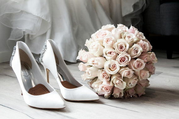 Curves in Focus: Showcasing Gorgeous Plus Size Wedding Dresses