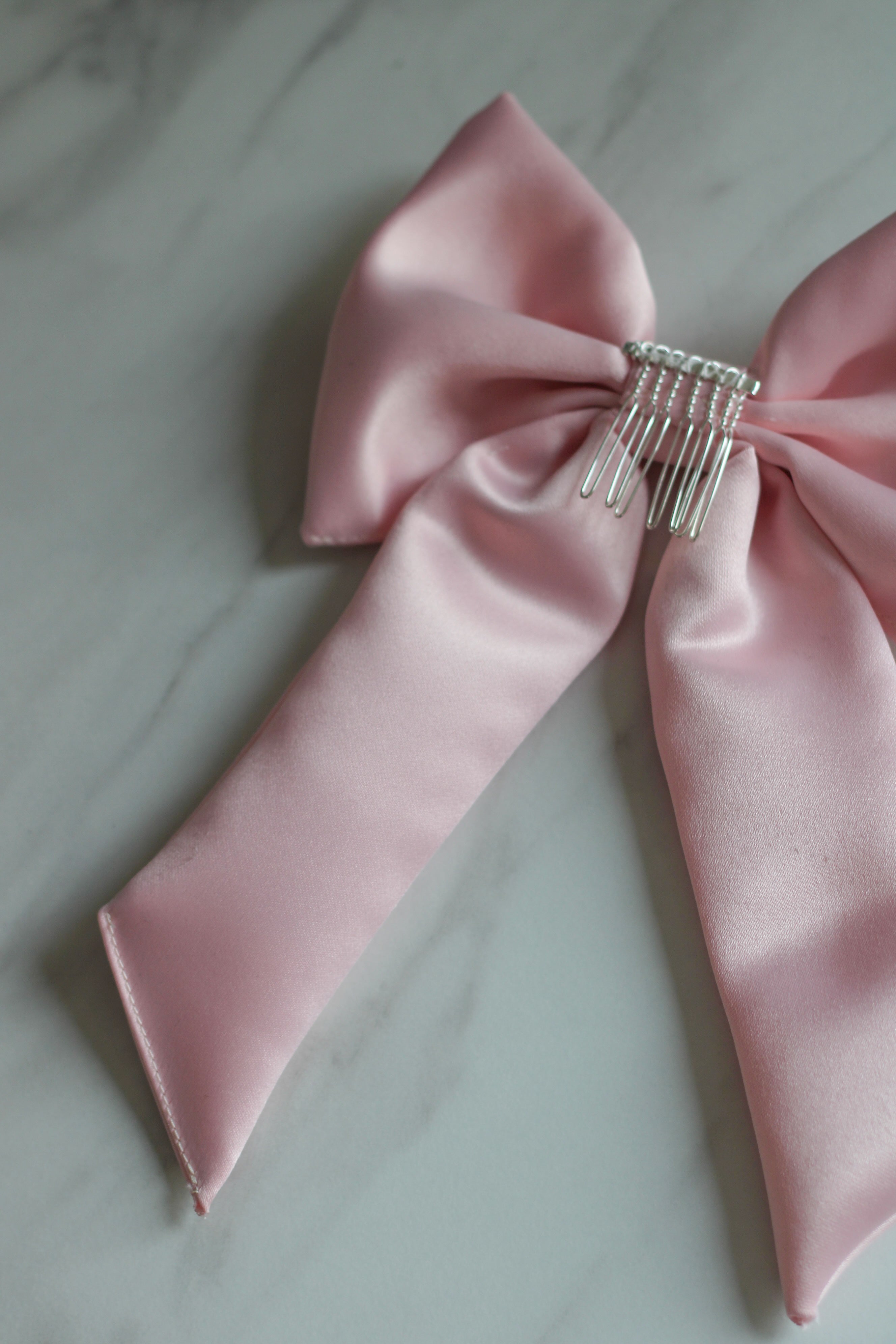 Luxury Blush Hair Bow - Velo Bianco