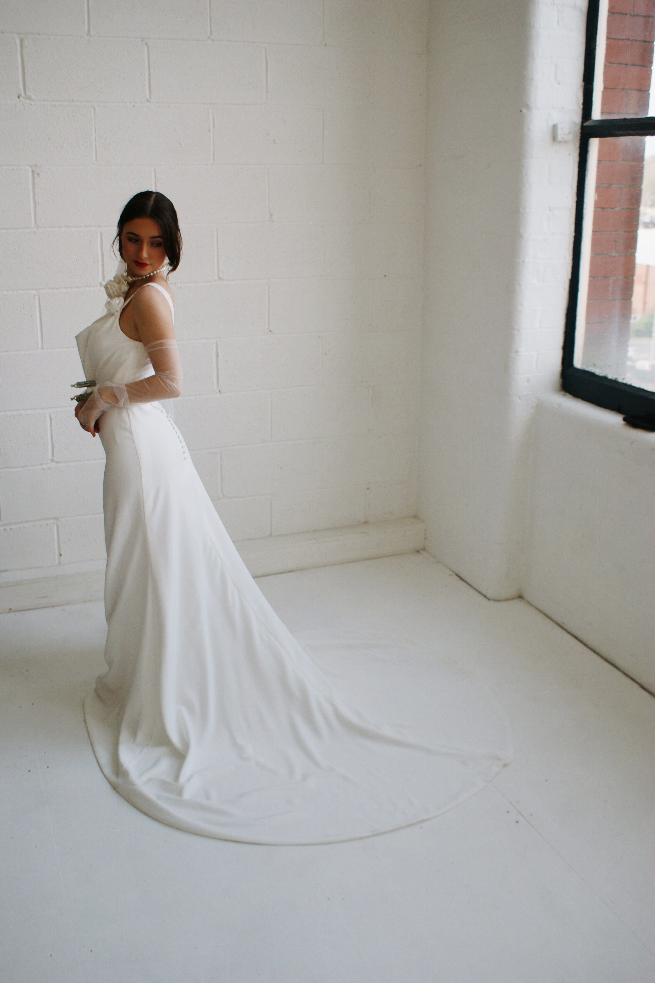 Rosa Crepe Bridal Gown - Velo Bianco