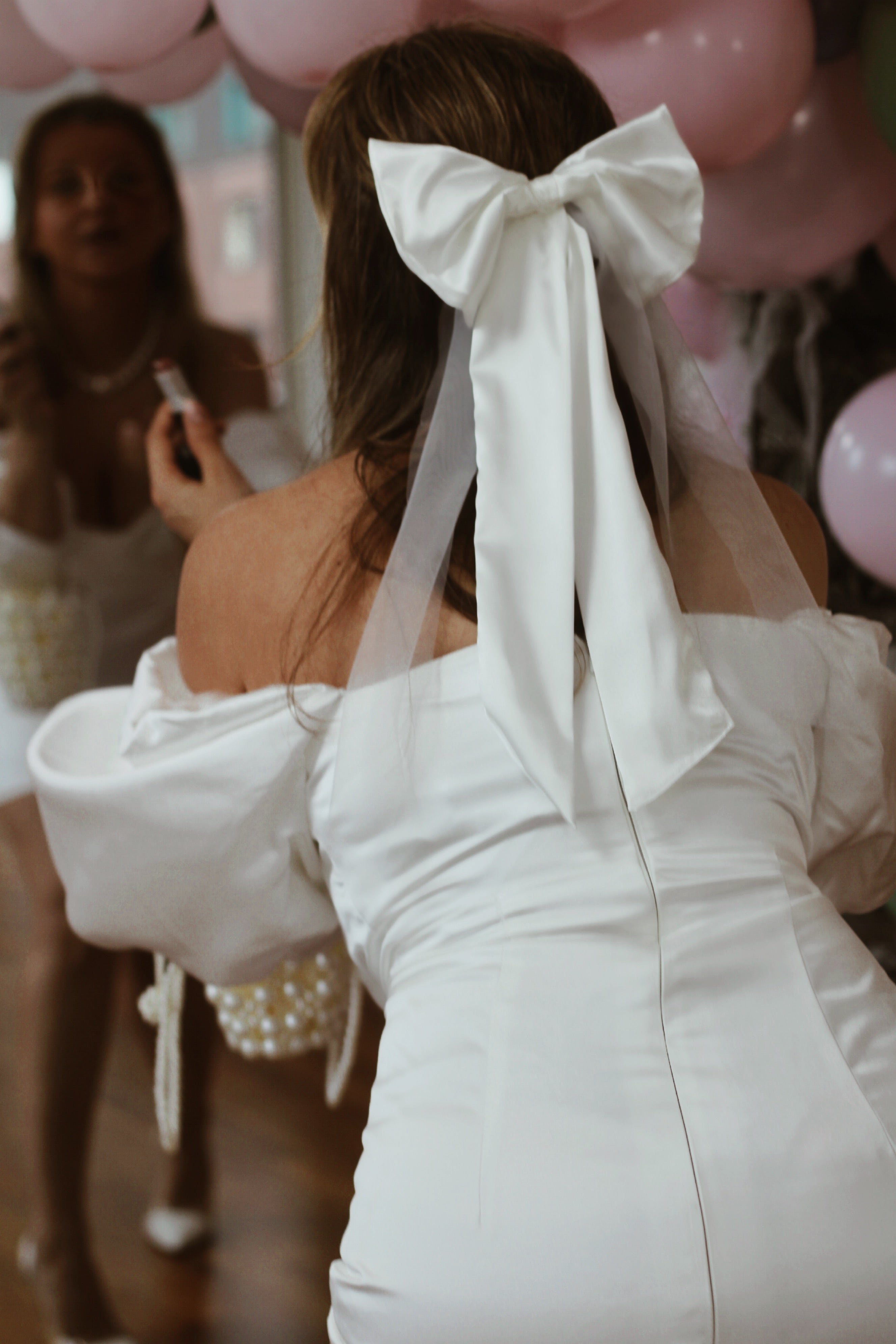 Michaela Satin Bow - Velo Bianco