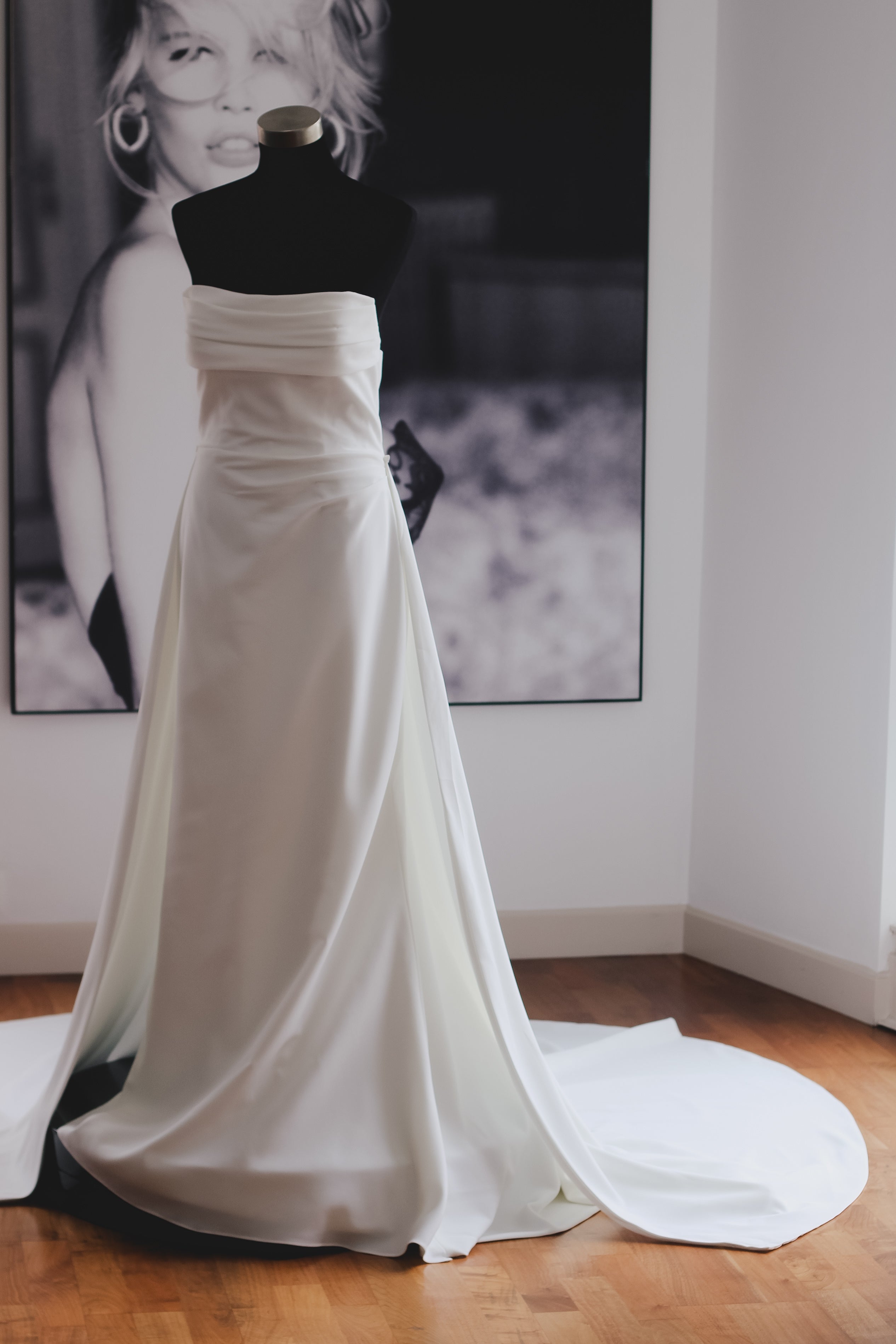 Rose Square Neckline Bridal Dress