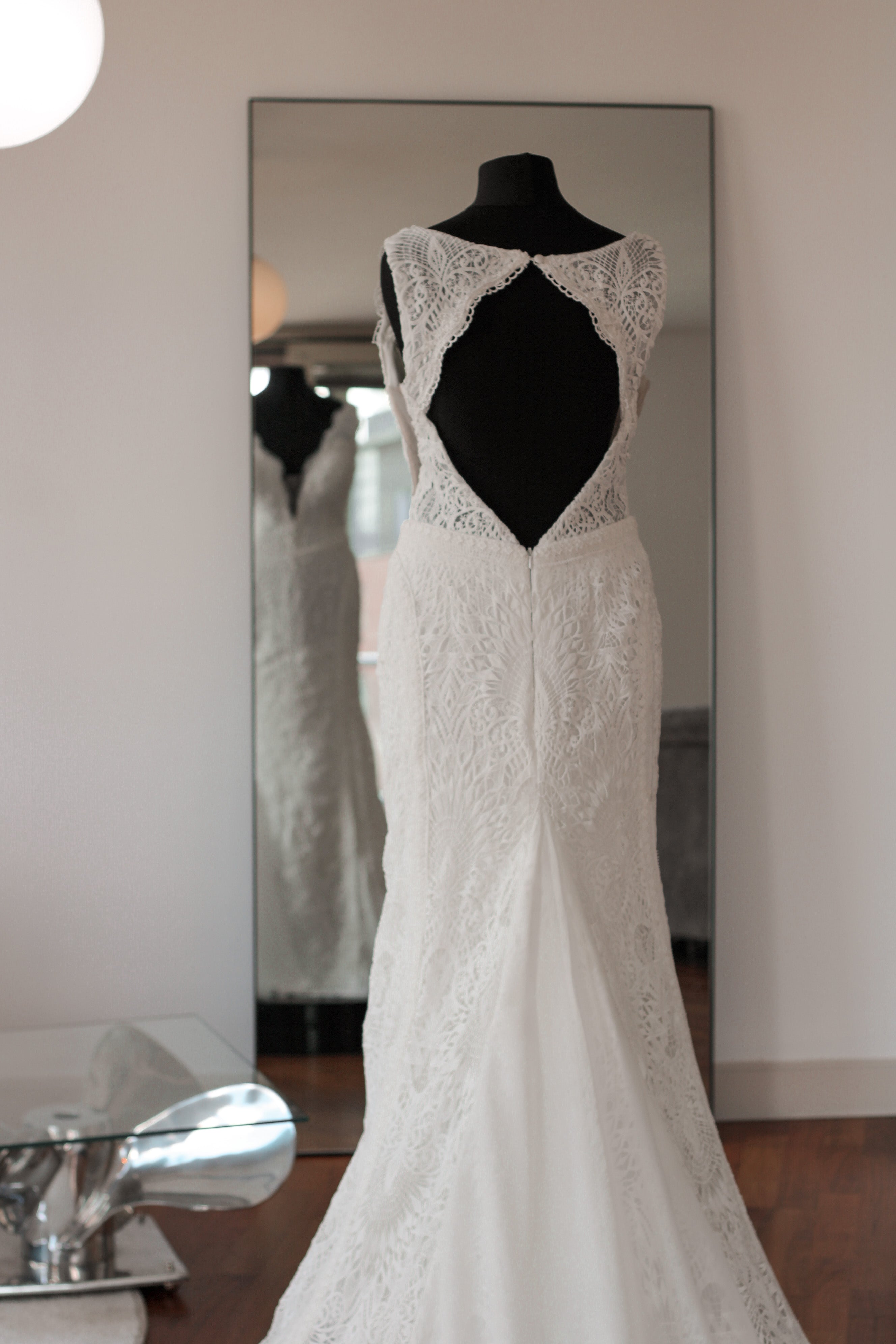 Sample - Klara Fit & Flare Bridal Gown in Cream - Velo Bianco
