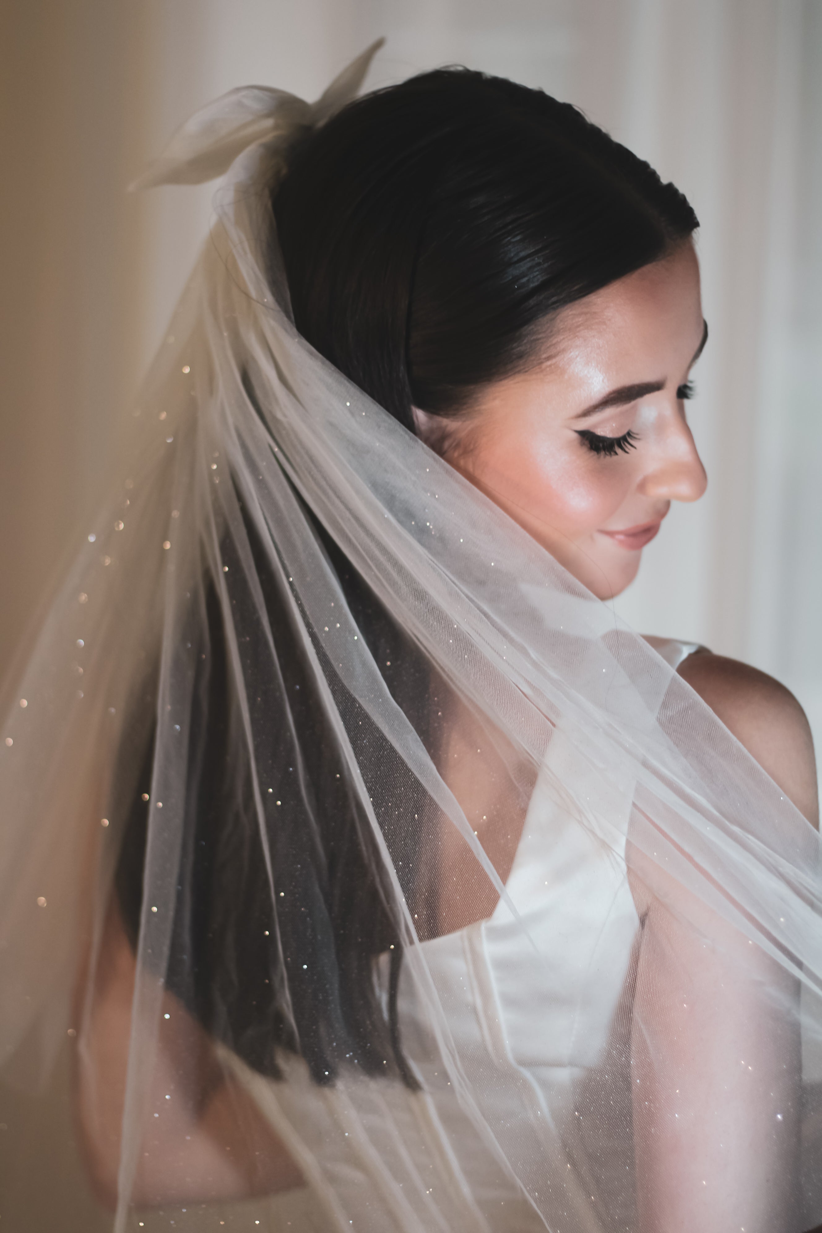 Sparkly Short Wedding Veil