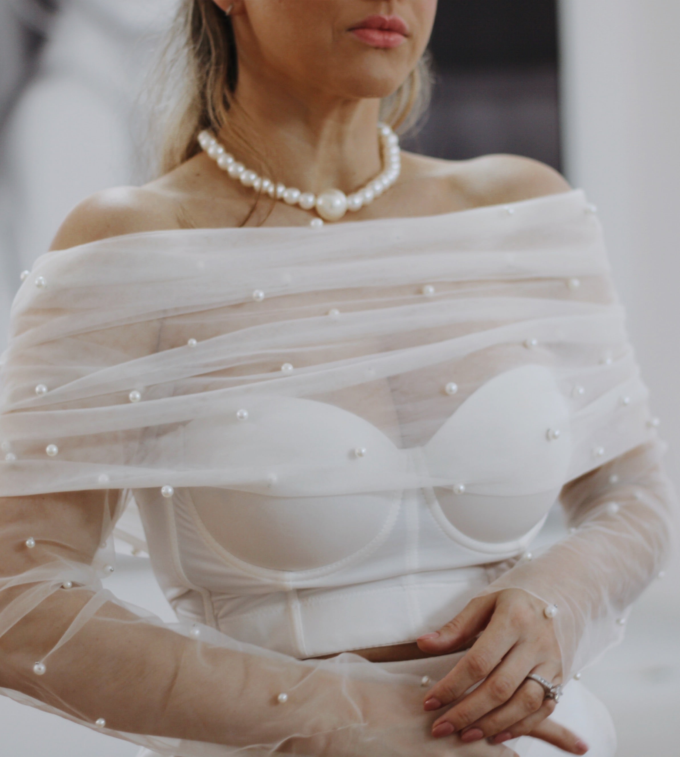 Pearl Wedding Wrap & Fingerless Glove Set - Velo Bianco