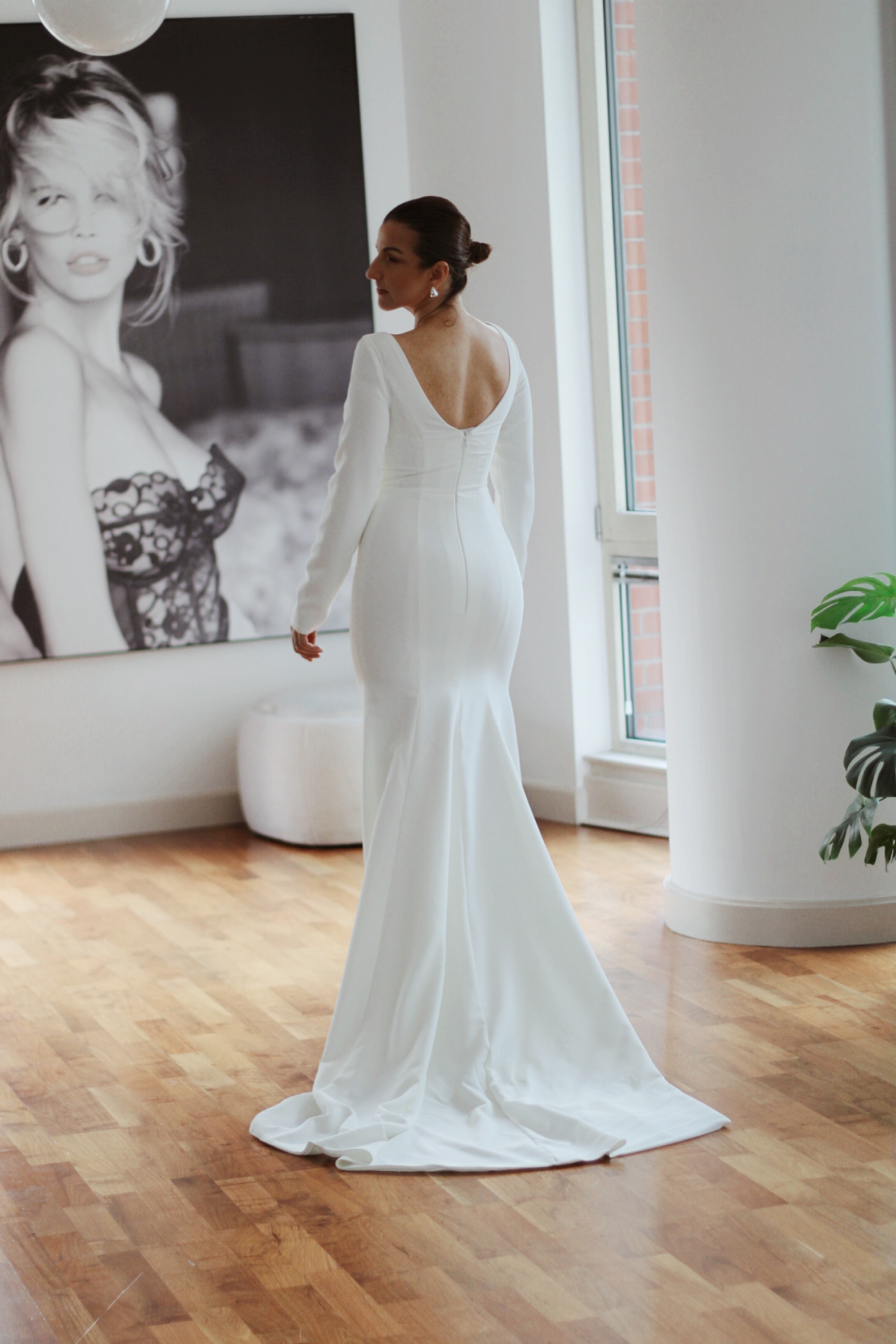 fishtail wedding dress