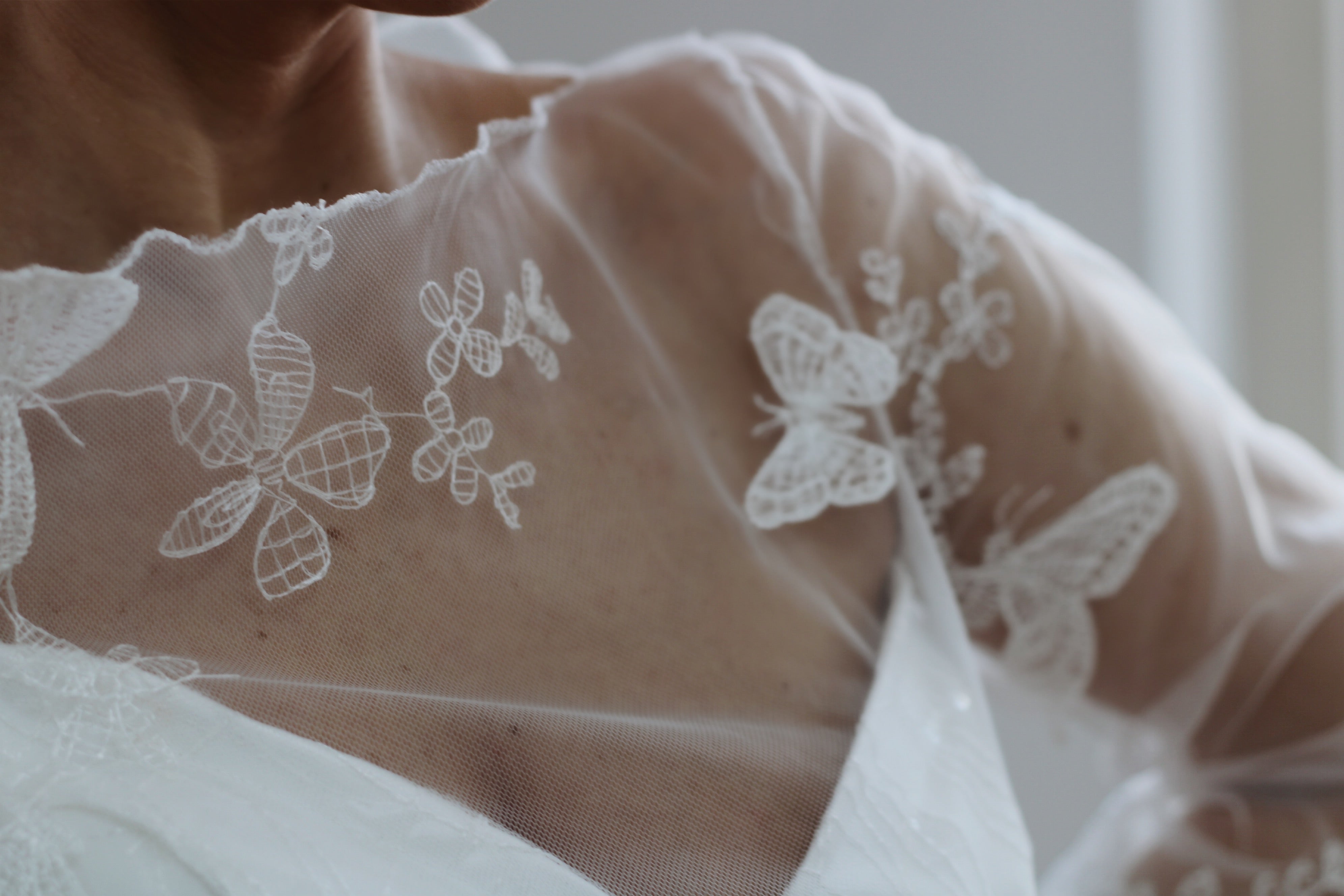 Butterfly Bridal Top - Velo Bianco