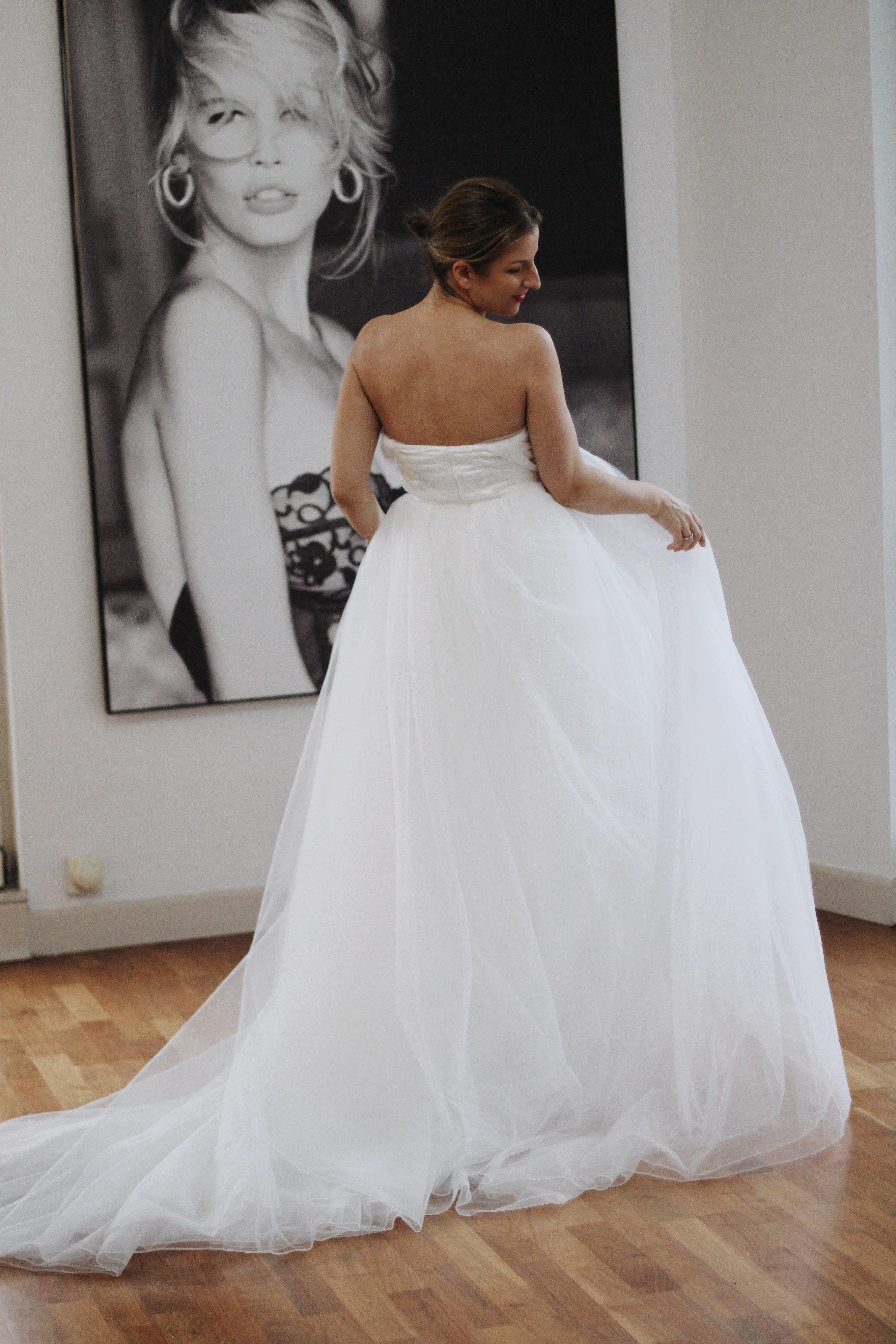 Detachable Bridal Tulle Overskirt - Velo Bianco
