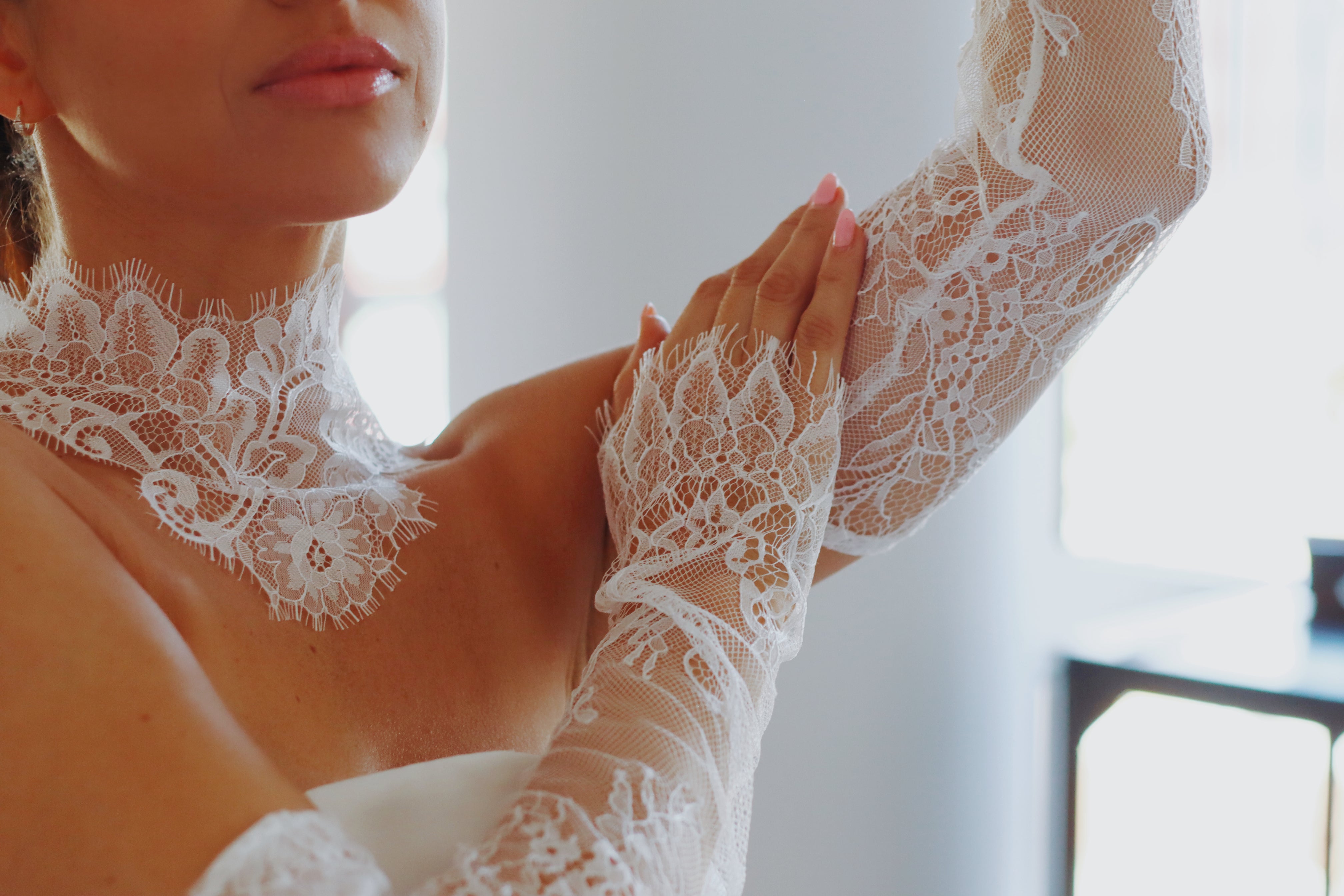 New Chantilly Lace Wedding Sleeves