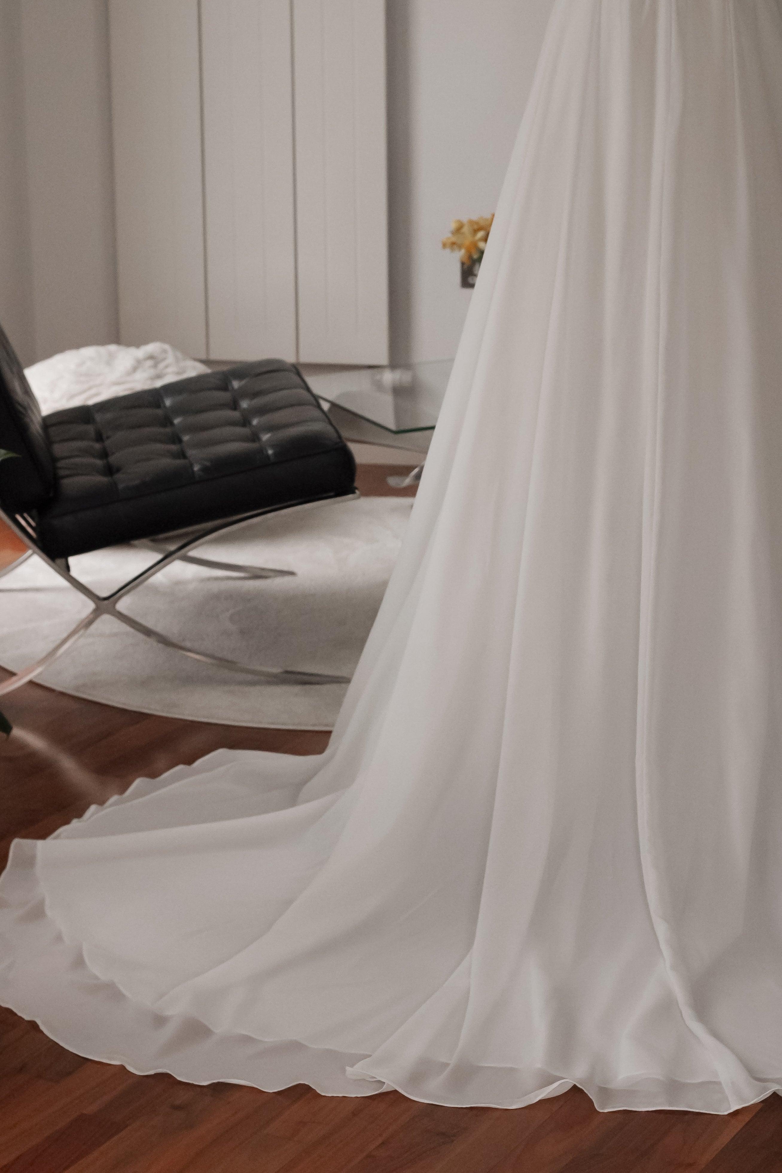 Deatchable Bridal Chiffon Overskirt - Velo Bianco