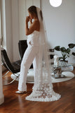 Cathedral 3D Flower Wedding Veil - Velo Bianco