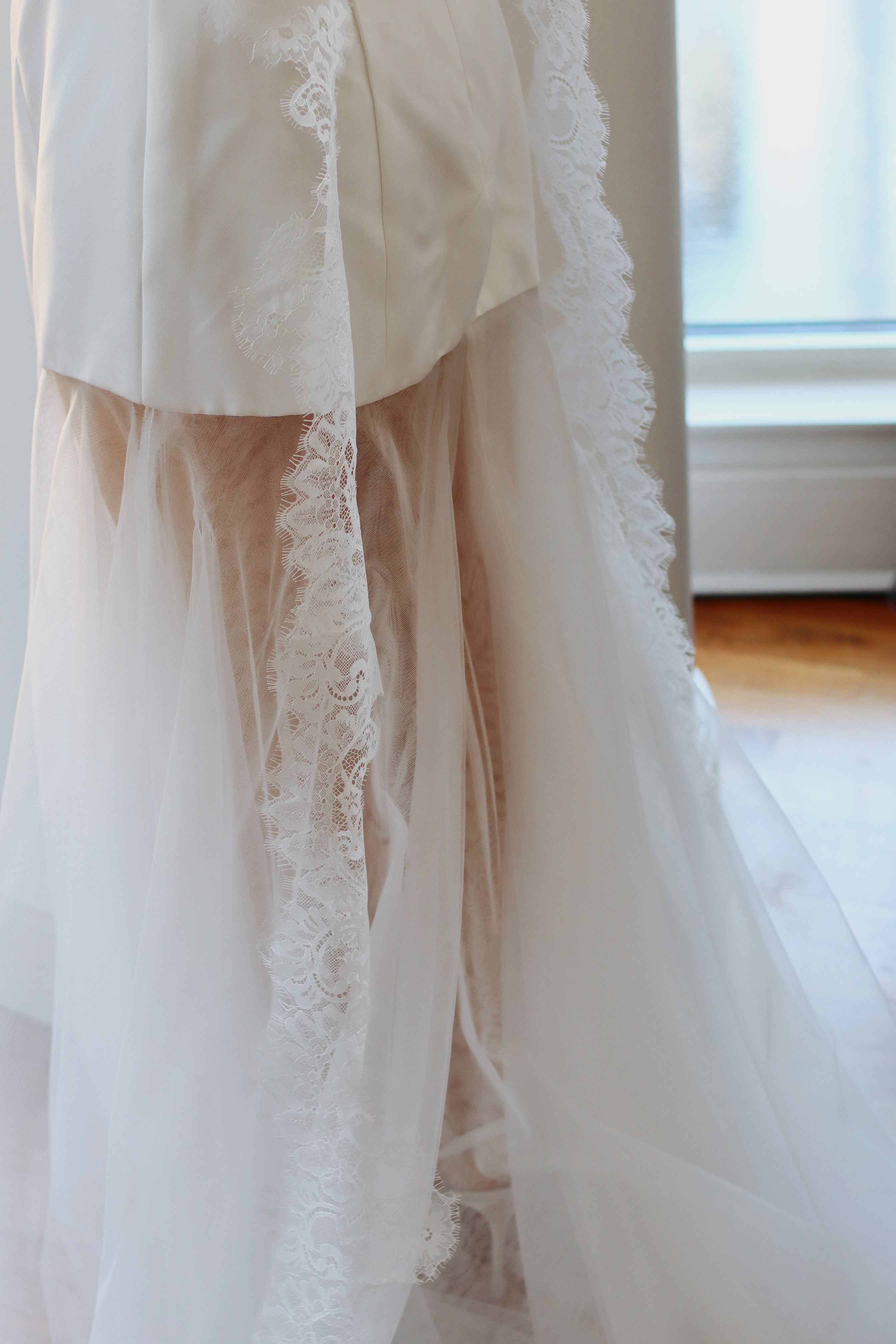 Chantilly Lace Bridal Scarf