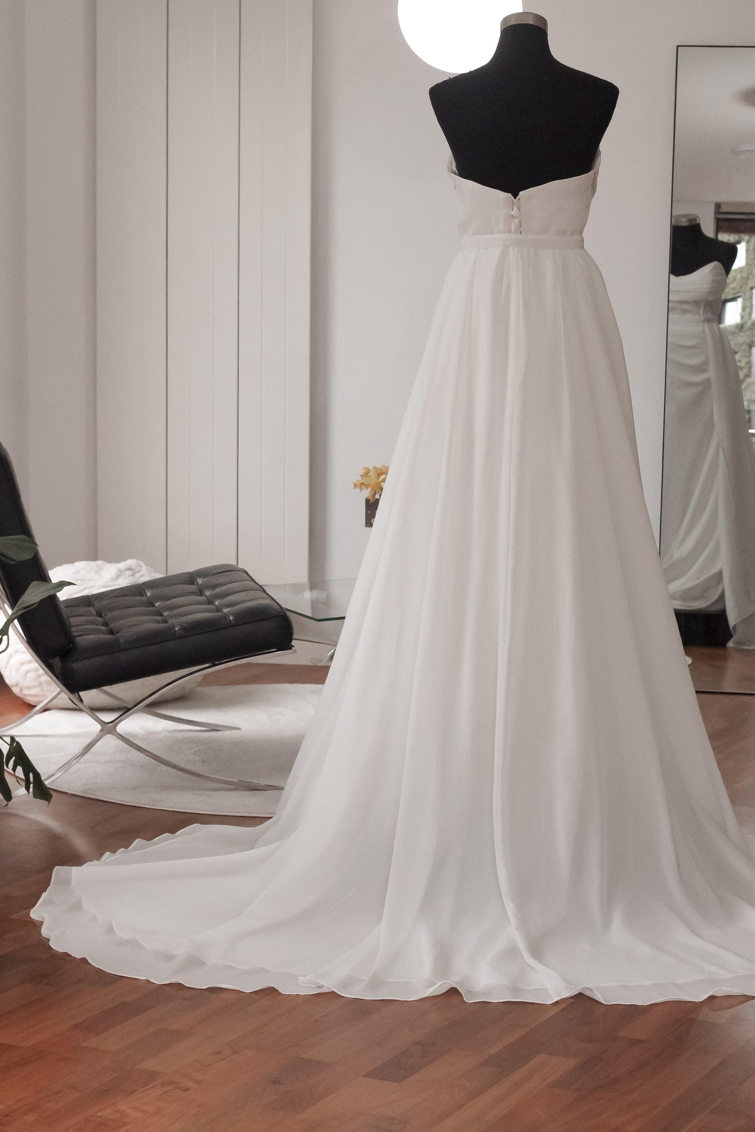 Deatchable Bridal Chiffon Overskirt - Velo Bianco