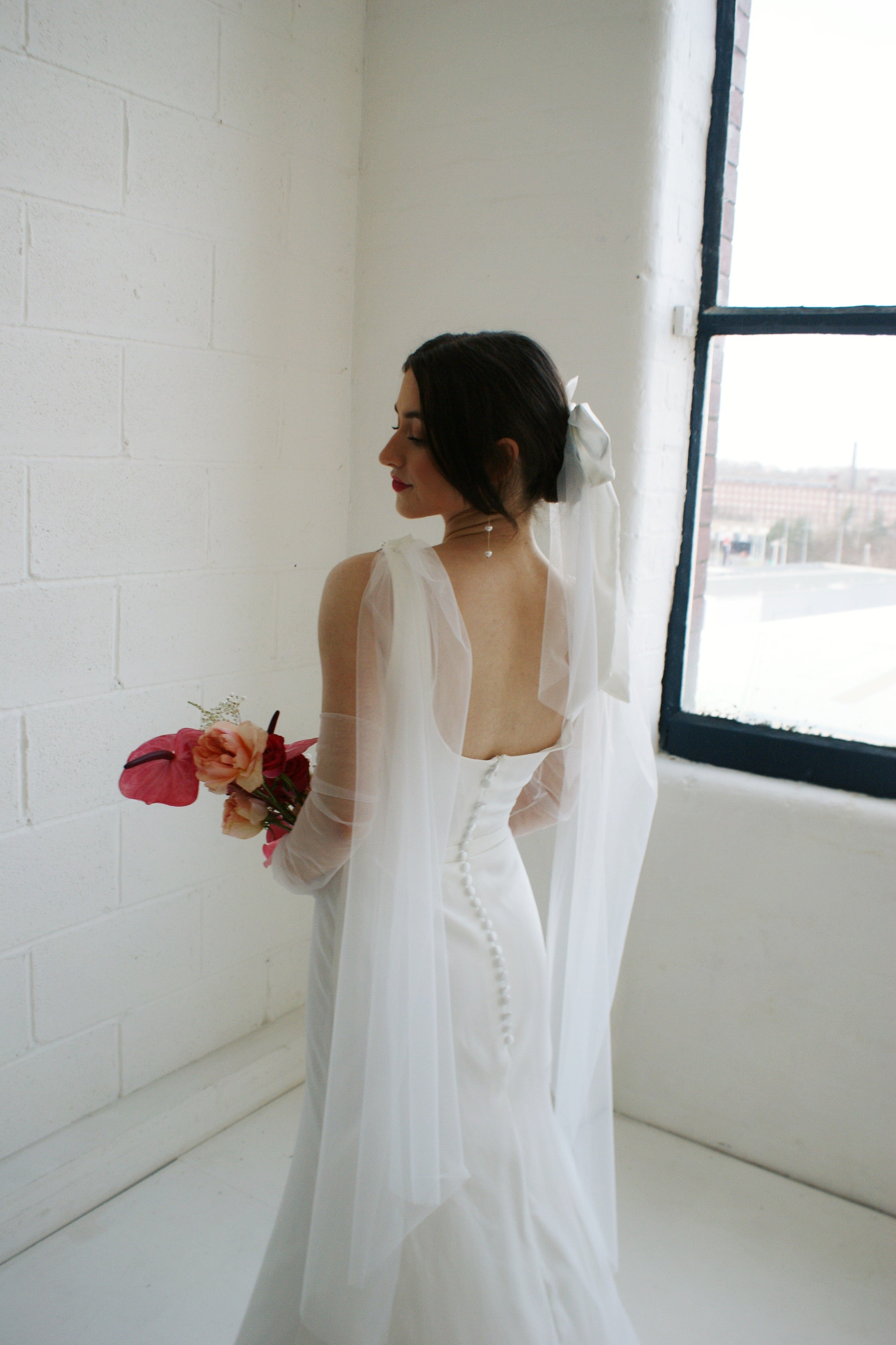 Waterfall Wedding Sleeves - Velo Bianco