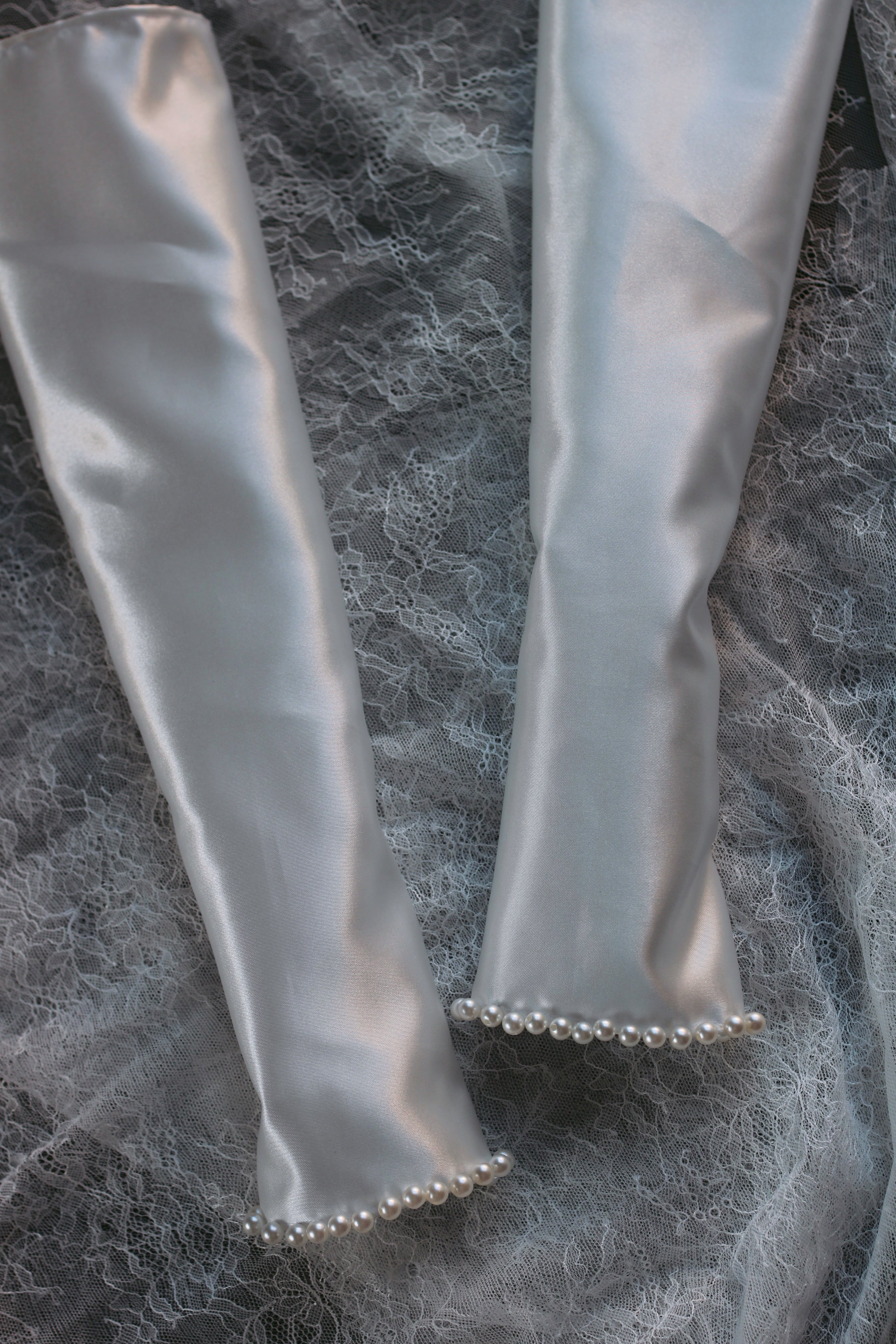 Detachable Satin Bridal Sleeves with Pearls