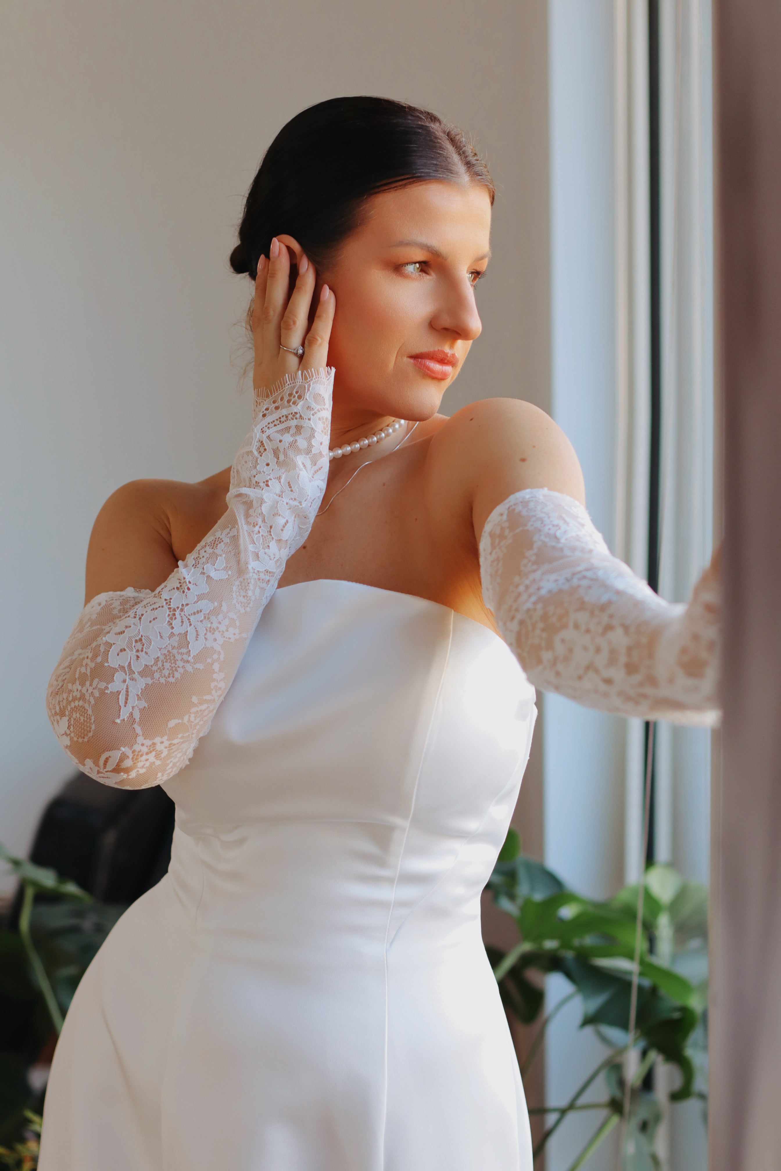 Chantilly Lace Wedding Sleeves