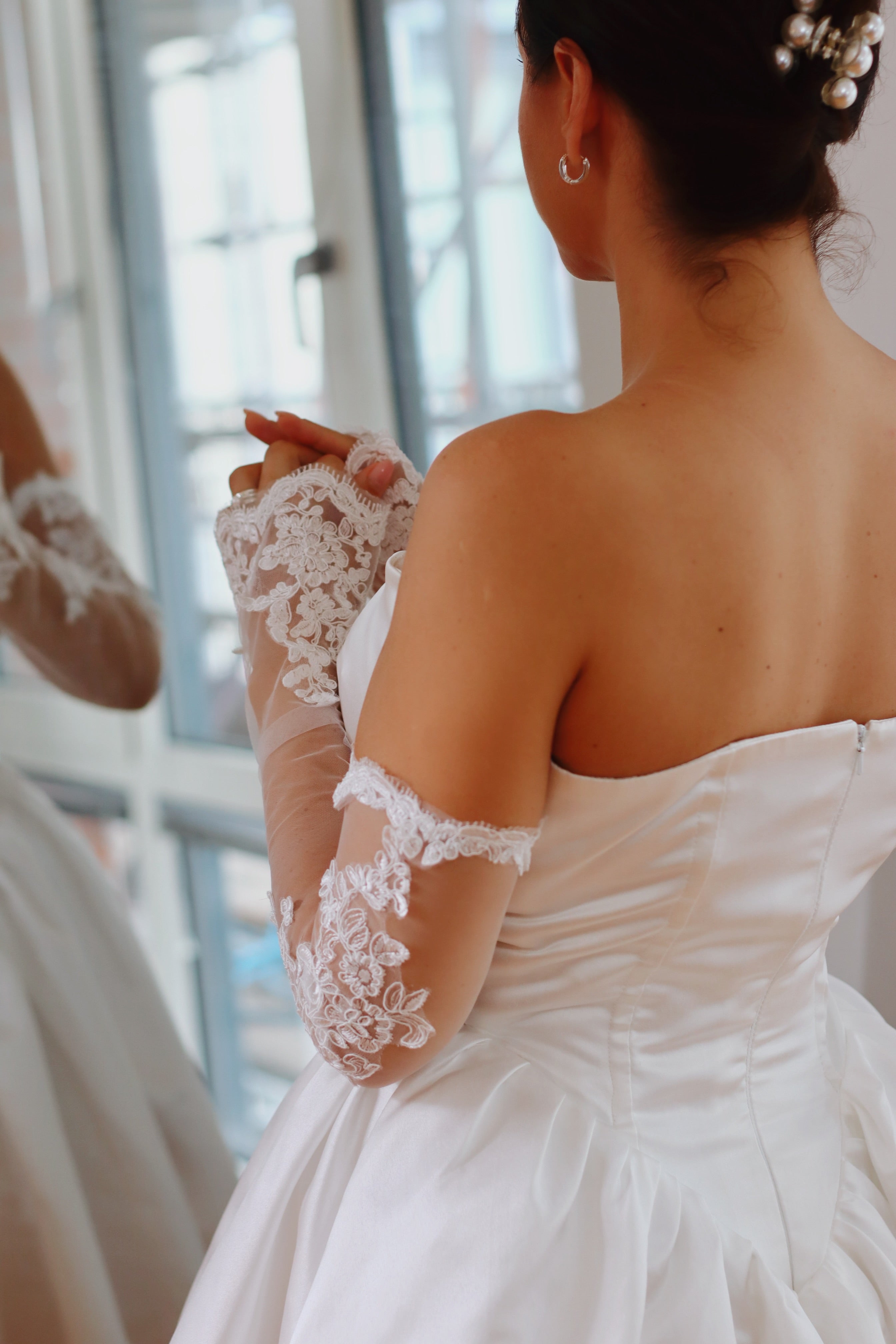 Luxury Lace Detail Wedding Sleeves