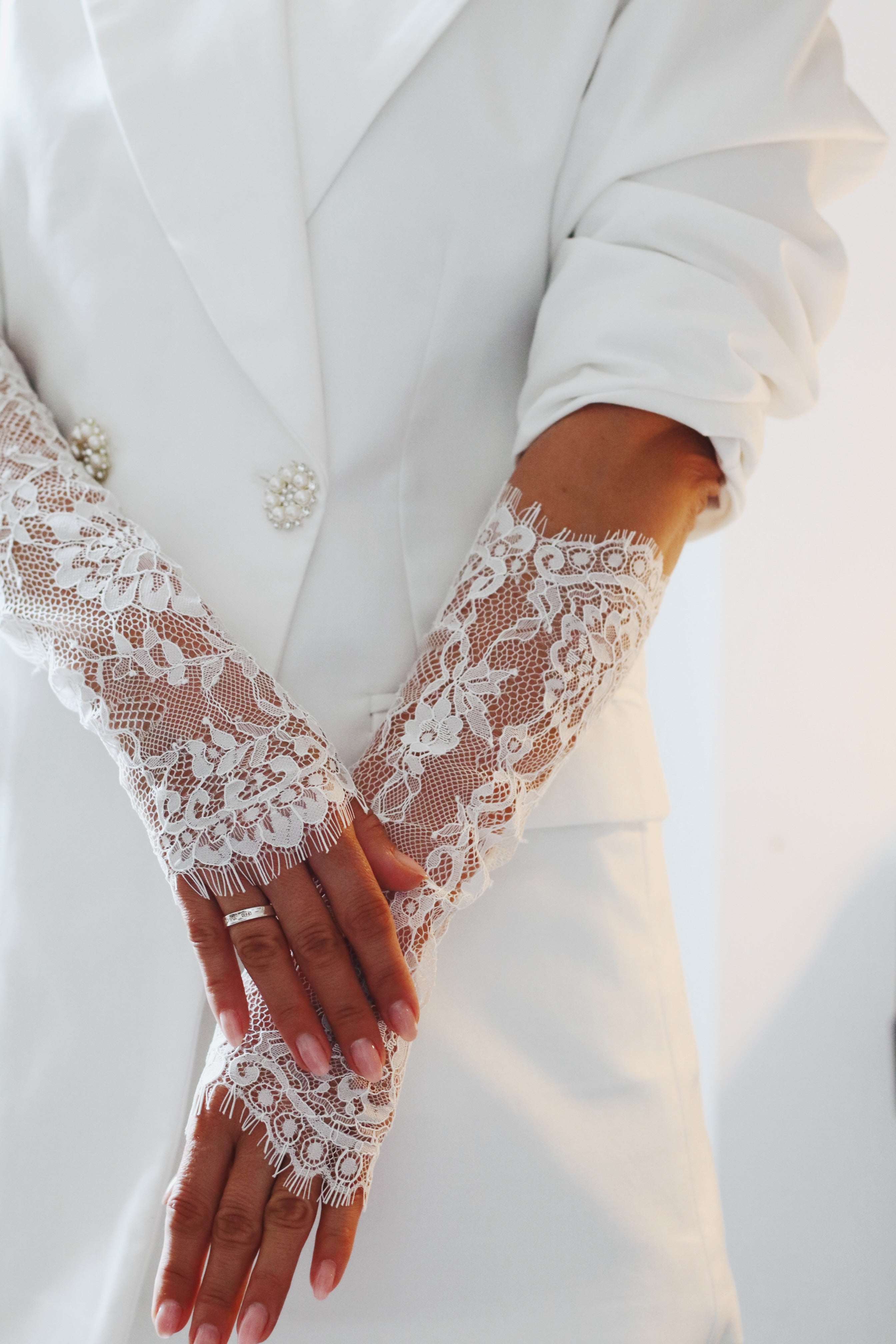 Chantilly Lace Wedding Sleeves
