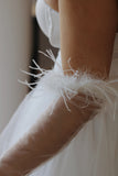 Feather Bridal Gloves - Velo Bianco