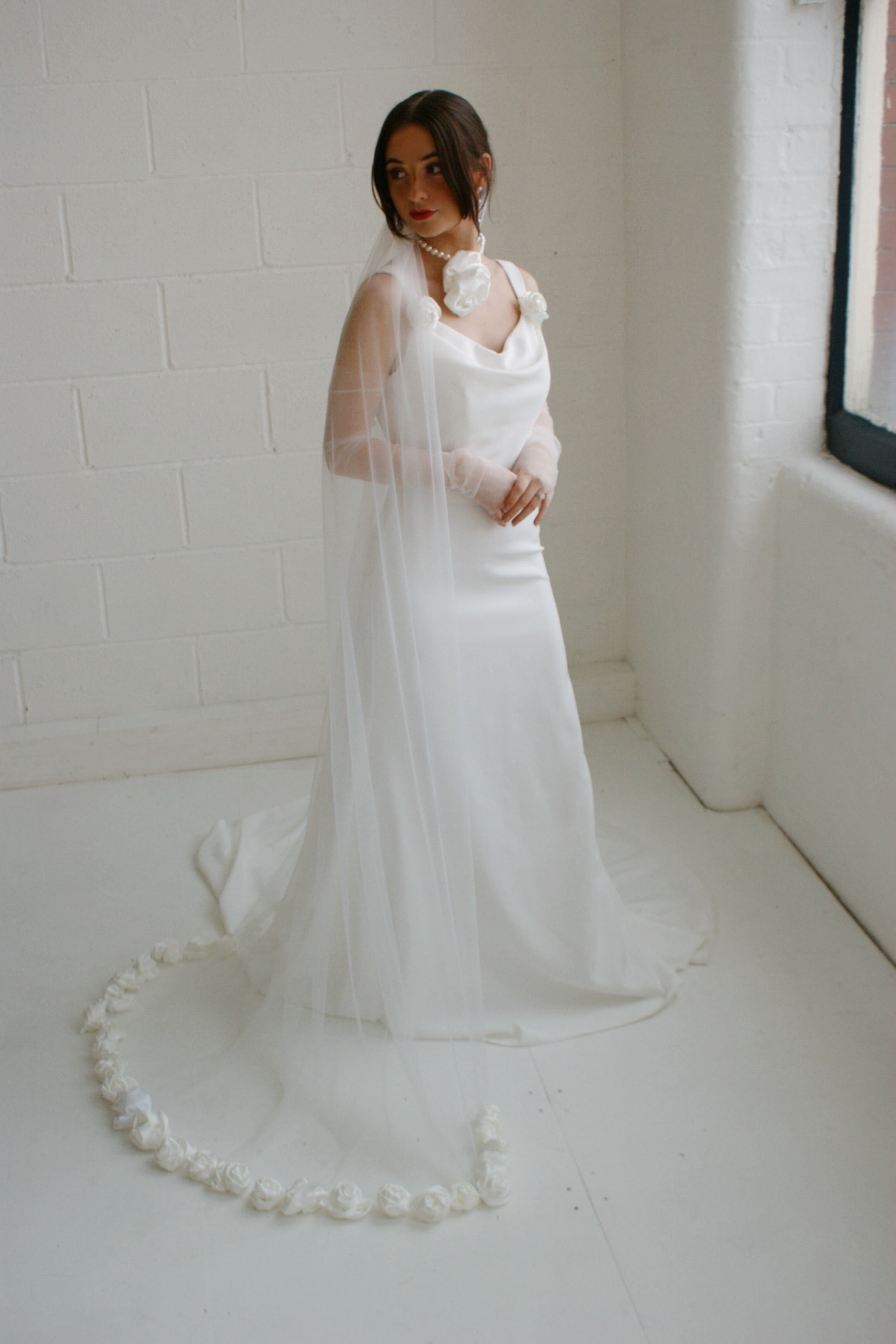 Luxury Handmade Rose Wedding Veil - Velo Bianco