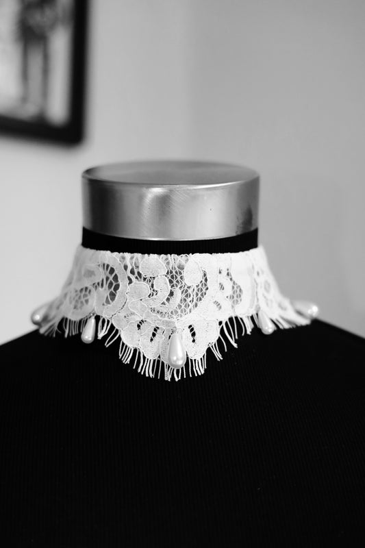 Lace Bridal Choker with Drop Pearls