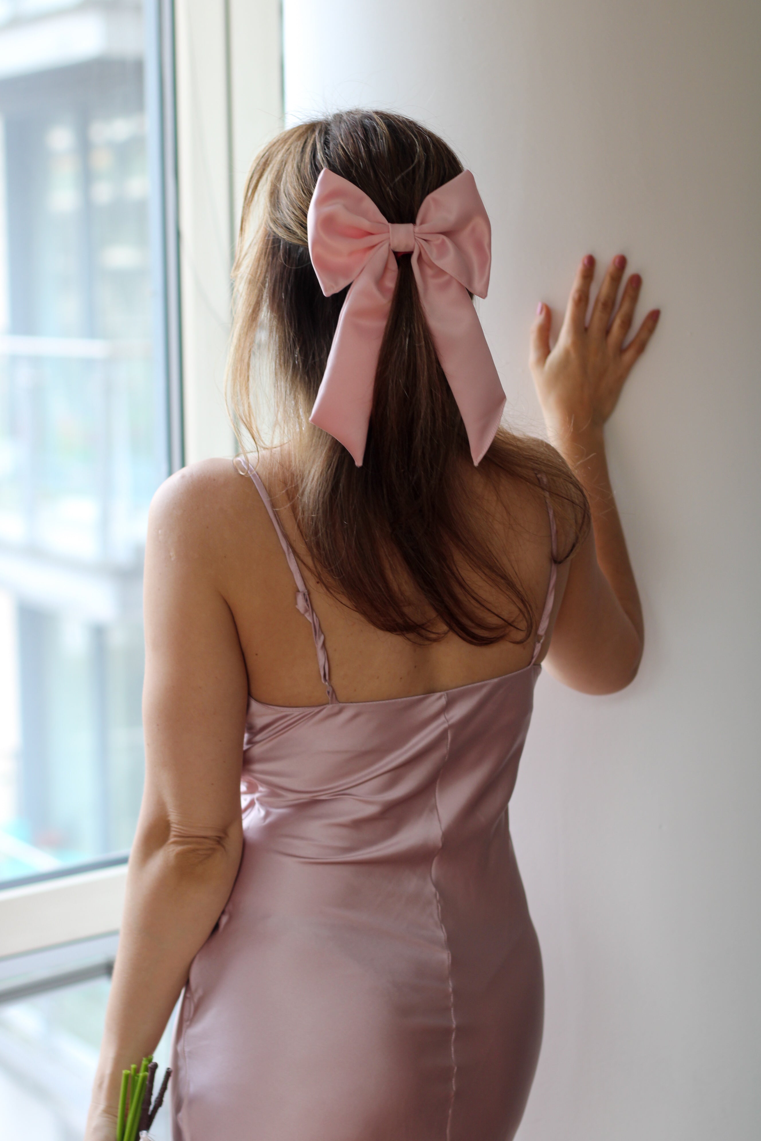 Luxury Blush Hair Bow - Velo Bianco