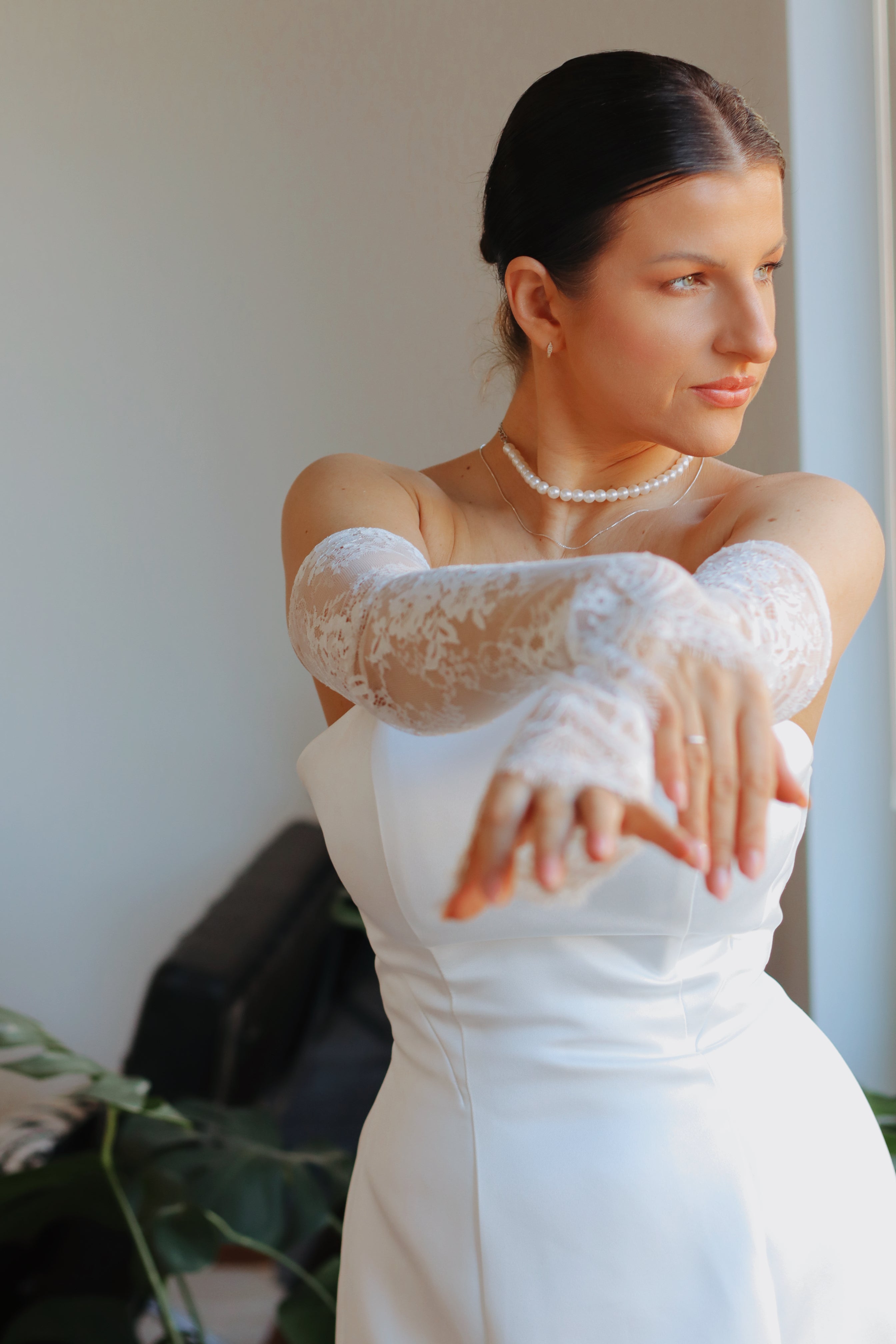Chantilly Lace Wedding Sleeves