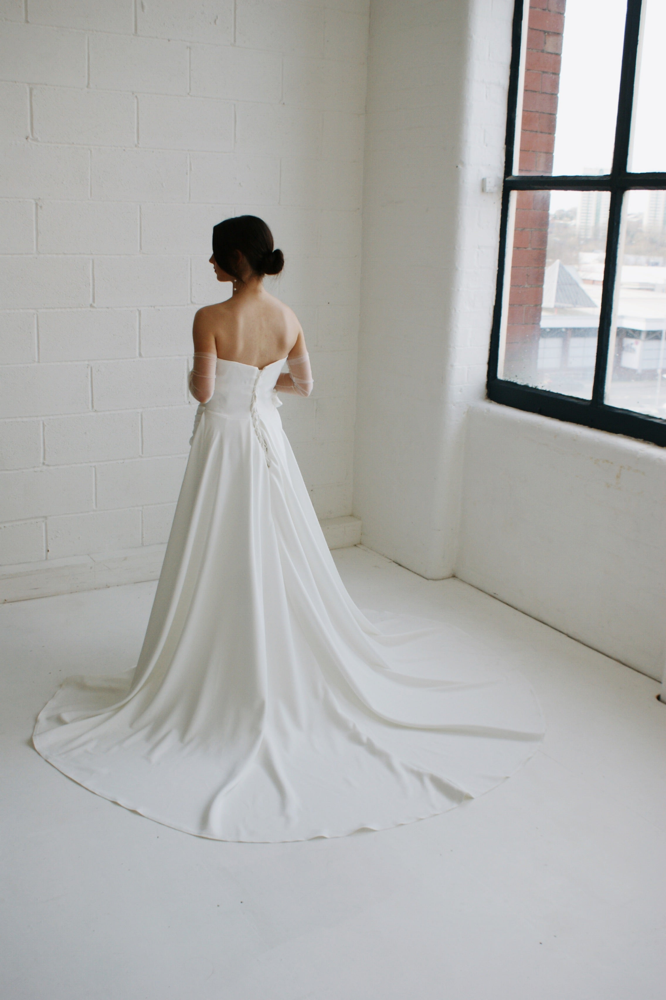 Rose Crepe Bridal Gown with Detachable Sleeves - Velo Bianco