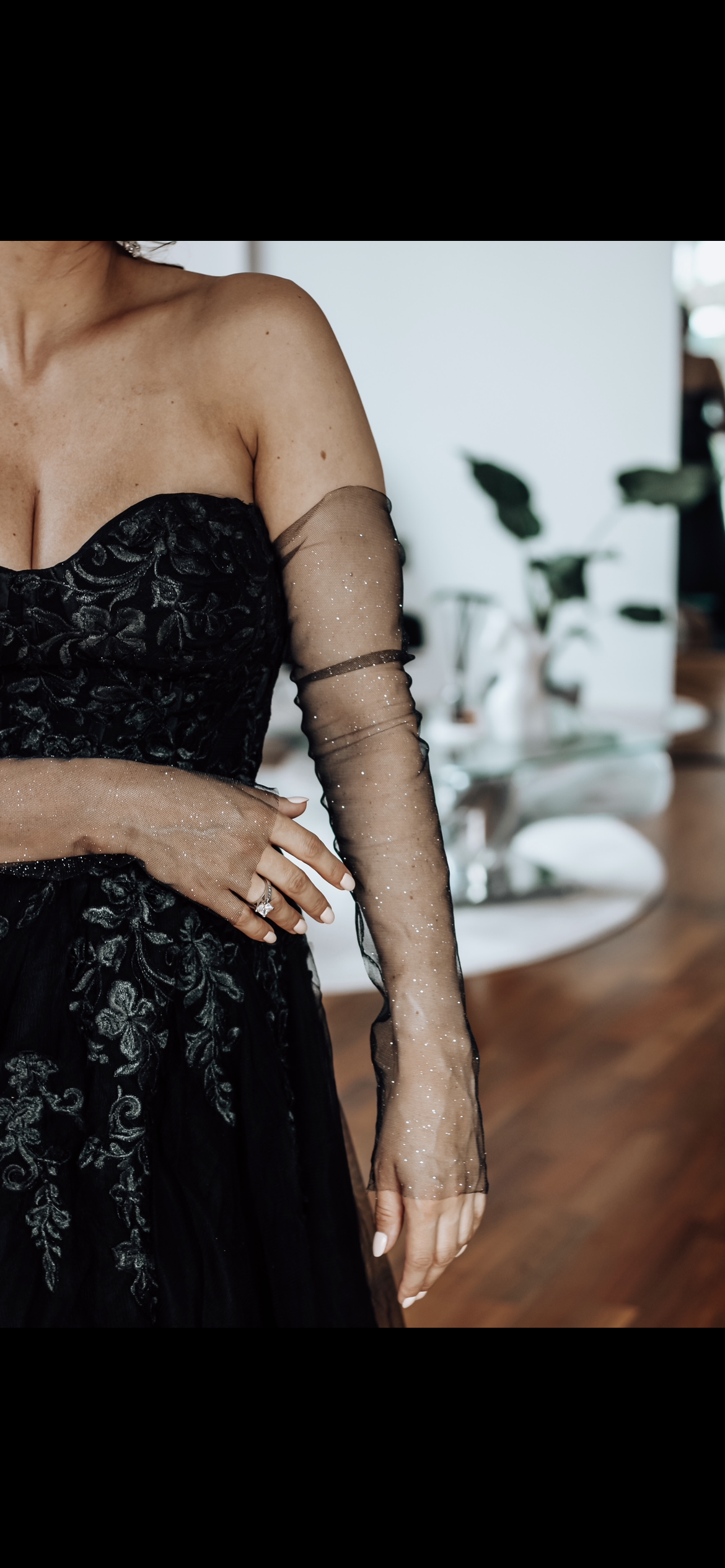 Fingerless Black Glitter Bridal Gloves - Velo Bianco