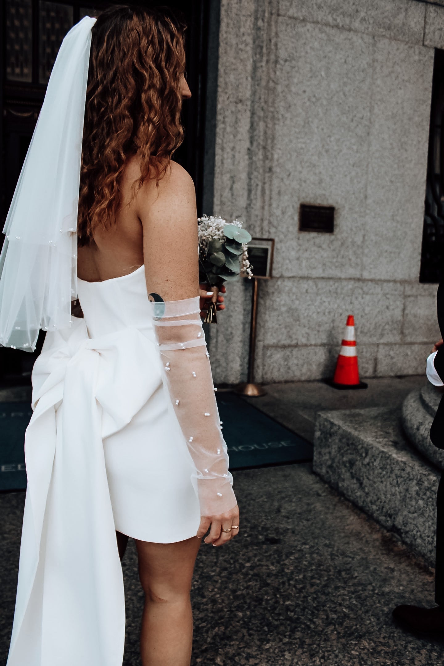Fingerless Pearl Bridal Gloves - Velo Bianco