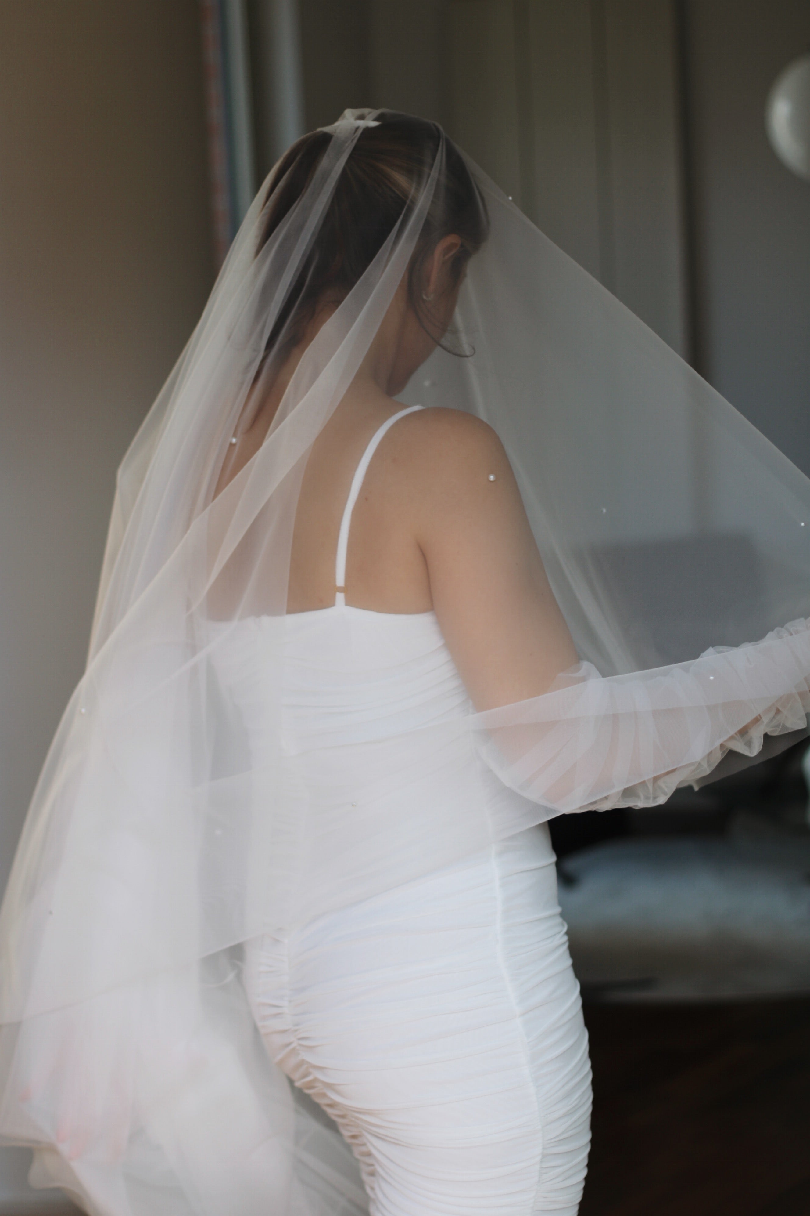 Pearl Tulle Drop Wedding Veil - Velo Bianco