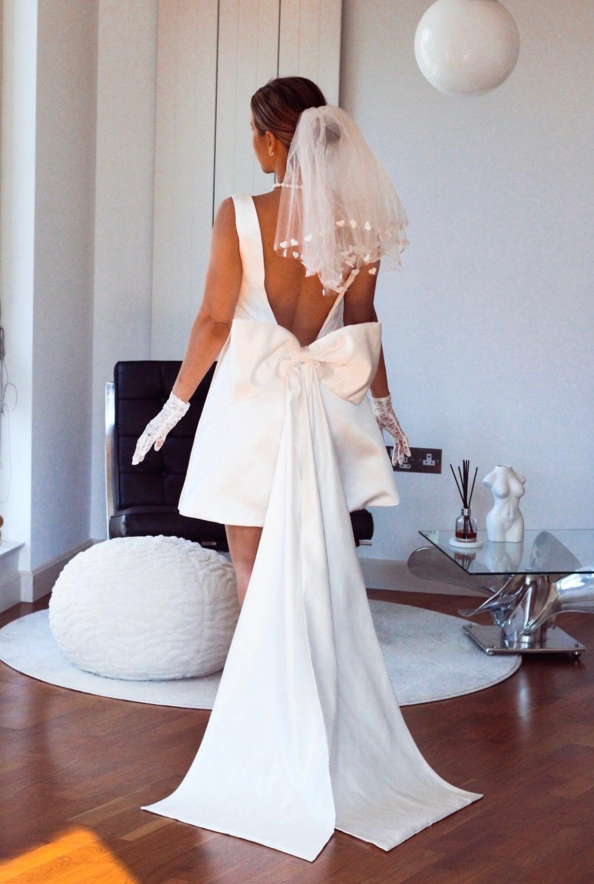 Bow Mini Wedding Dress - Velo Bianco