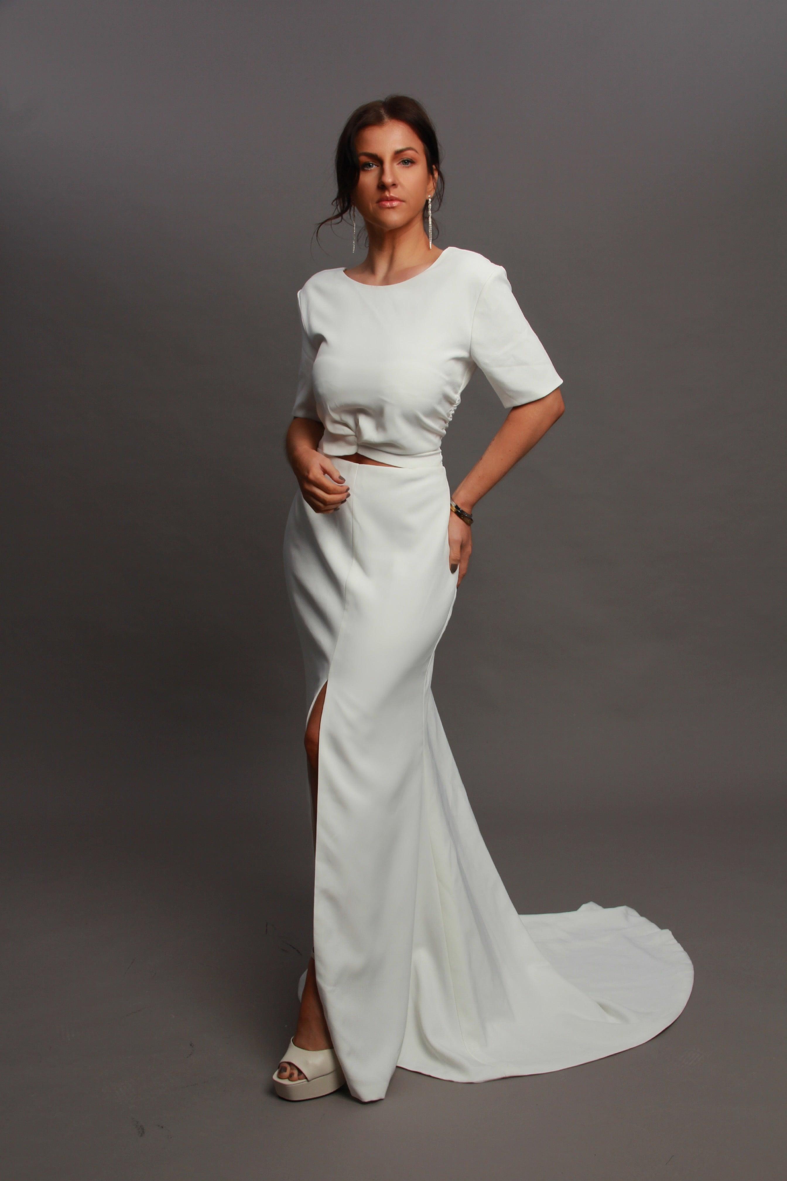 Elle Crepe Wedding Dress - Velo Bianco