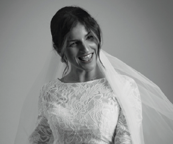 Lace Loveliness: A Guide to Lace Wedding Dresses