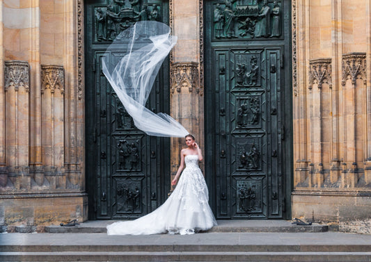 Find Your Perfect Fit: A Guide to Plus Size Wedding Dresses - Velo Bianco