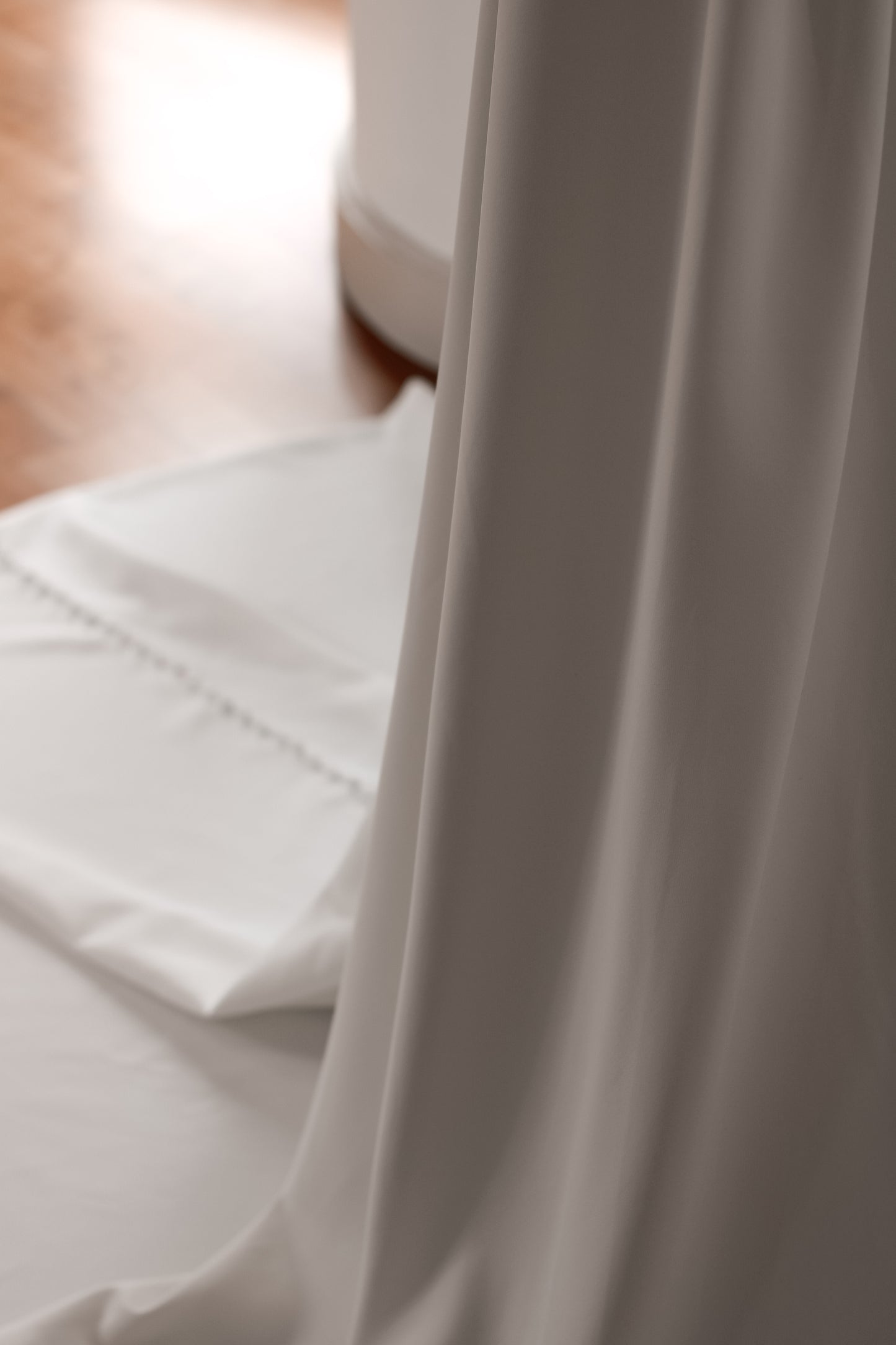 Luxury Detachable Crepe Overskirt - Velo Bianco