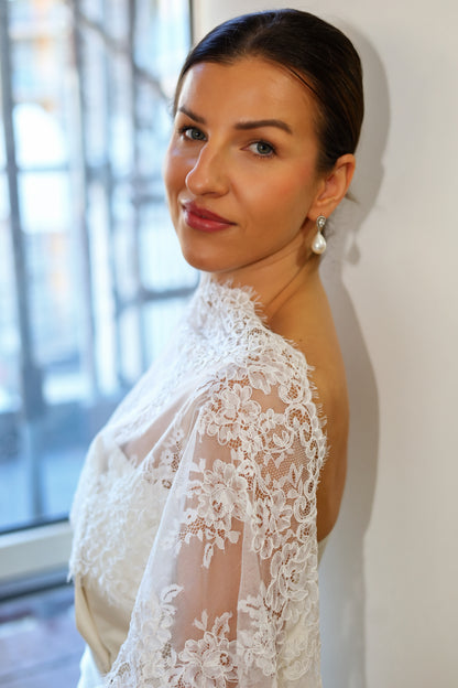 Chantilly Lace Bridal Cape