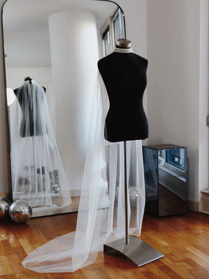 Elegant Tulle Cape with Pearl Choker