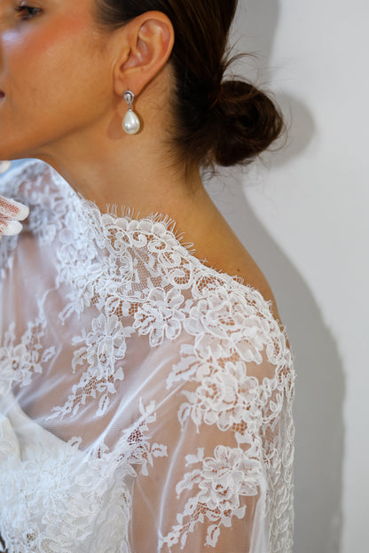 Chantilly Lace Bridal Cape