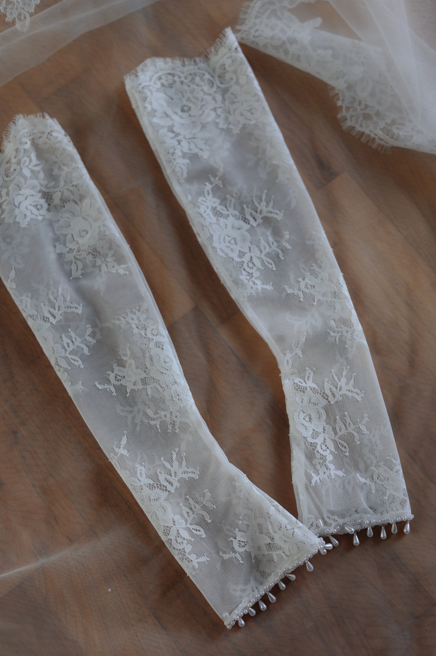 Luxury Detachable Lace Wedding Sleeves with Pearl Trim