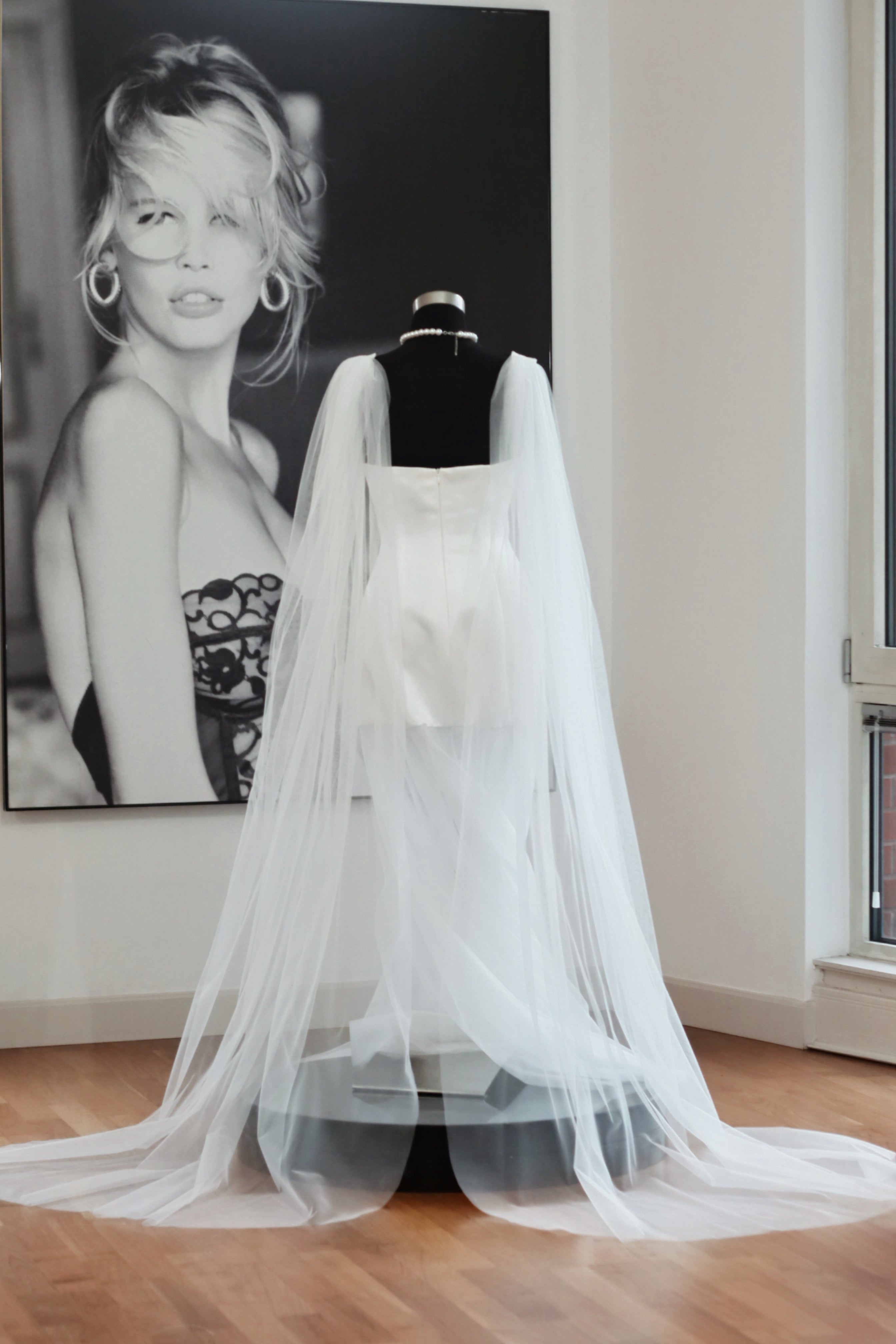 Cathedral Tulle Wedding Wings – Velo Bianco1