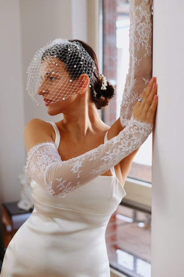 Lace Scallop Edge Bridal Sleeves