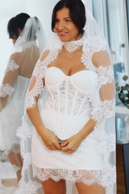 Wedding Veil with Lace Trim