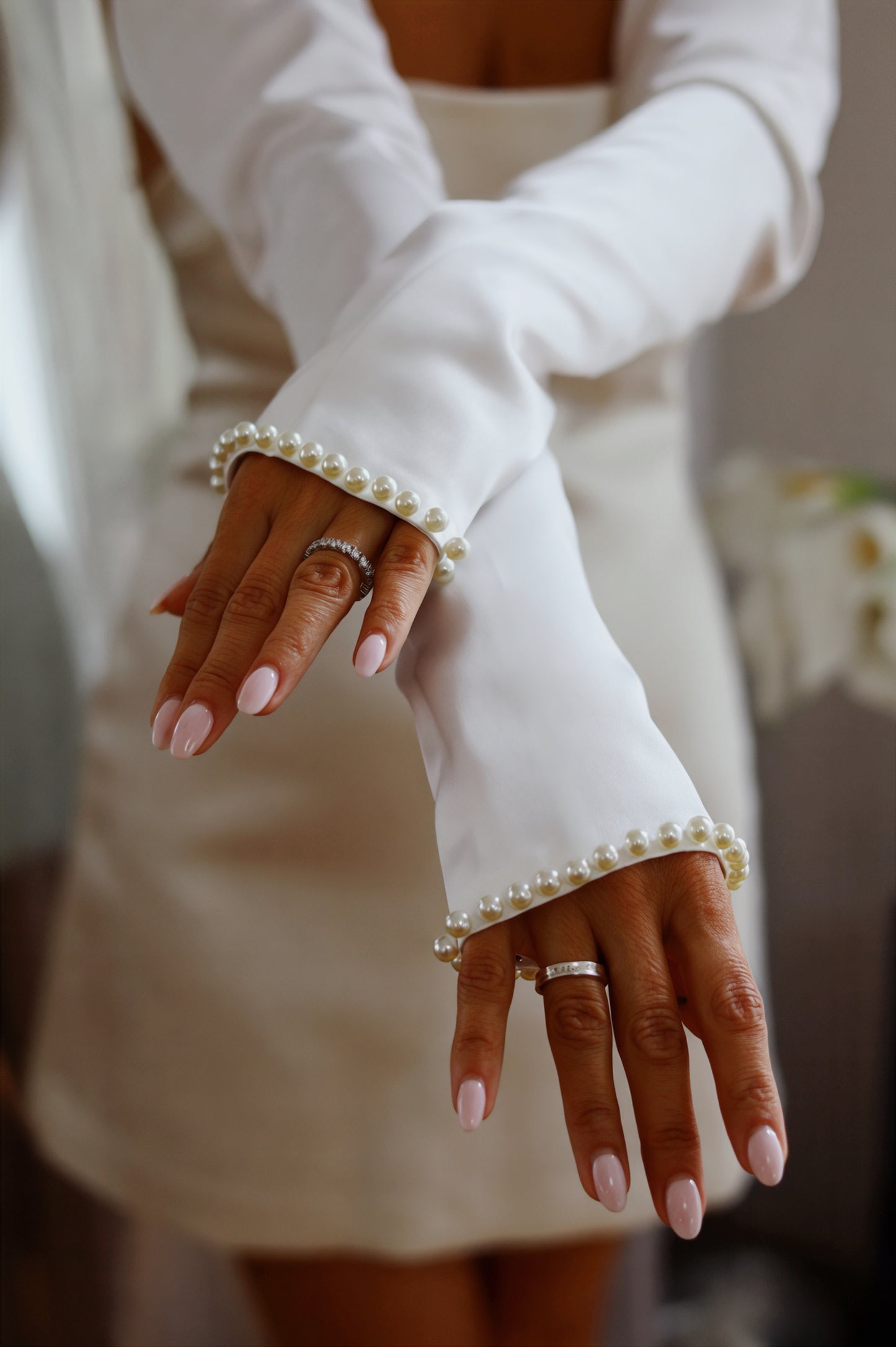 Detachable Satin Bridal Sleeves with Pearls