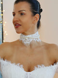 Vintage Style Chantilly Lace Bridal Choker with Pearls