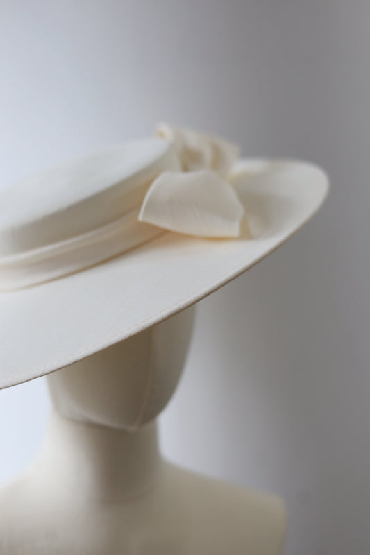 Elegant Wide Brim Bridal Hat with Bow