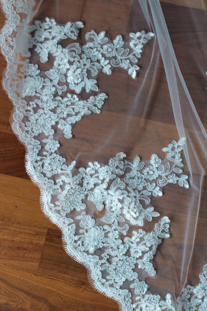 Chantilly Lace Cathedral Wedding Veil