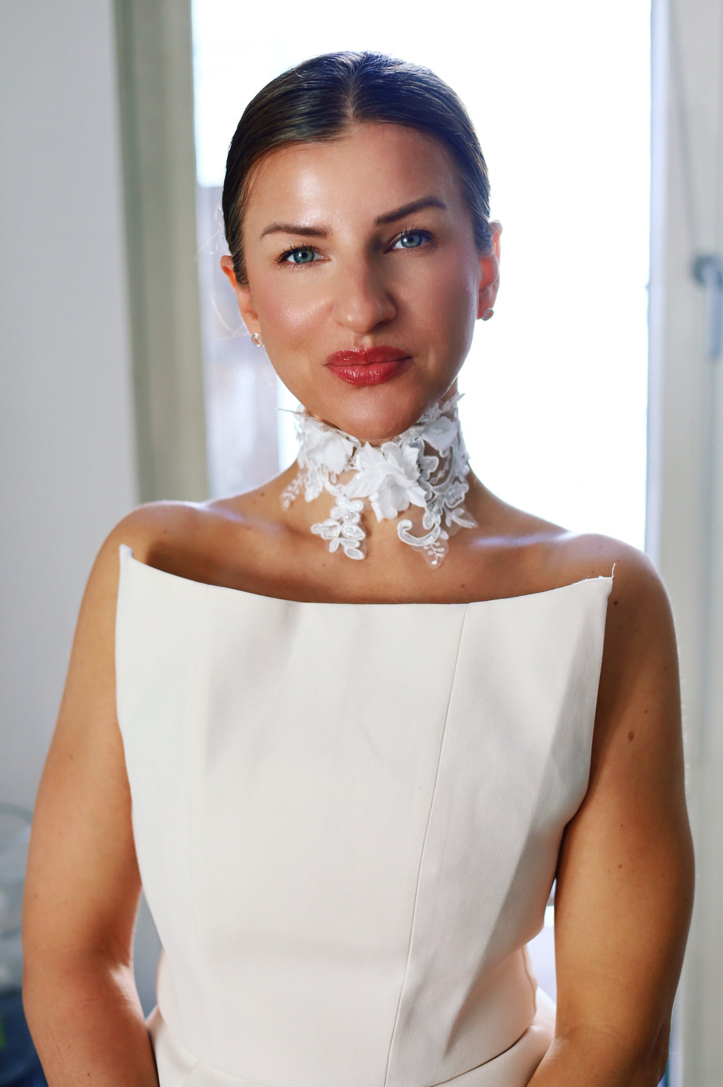 Luxury Floral Lace Bridal Choker