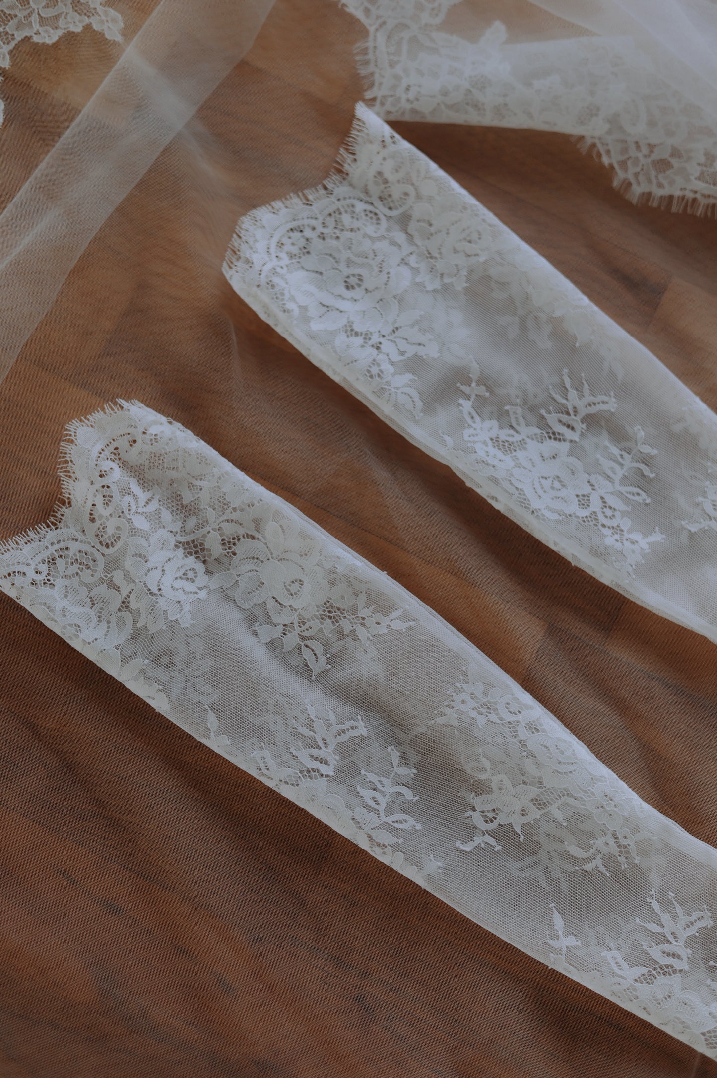Luxury Detachable Lace Wedding Sleeves with Pearl Trim